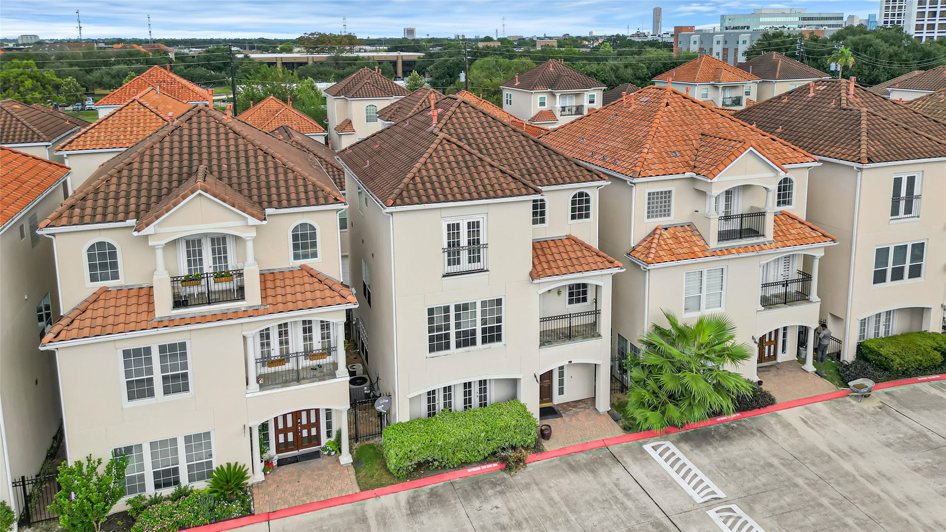 7130 Windwater Parkway N, Houston, TX 77036 7130 Windwater Parkway N, Houston, TX 77036