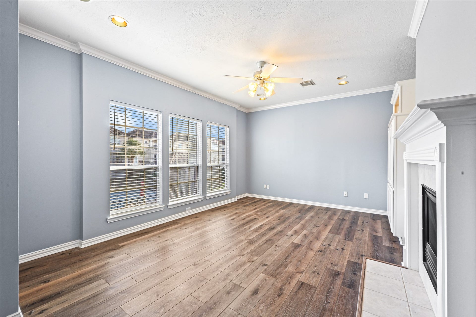 7130 Windwater Parkway N, Houston, TX 77036 7130 Windwater Parkway N, Houston, TX 77036