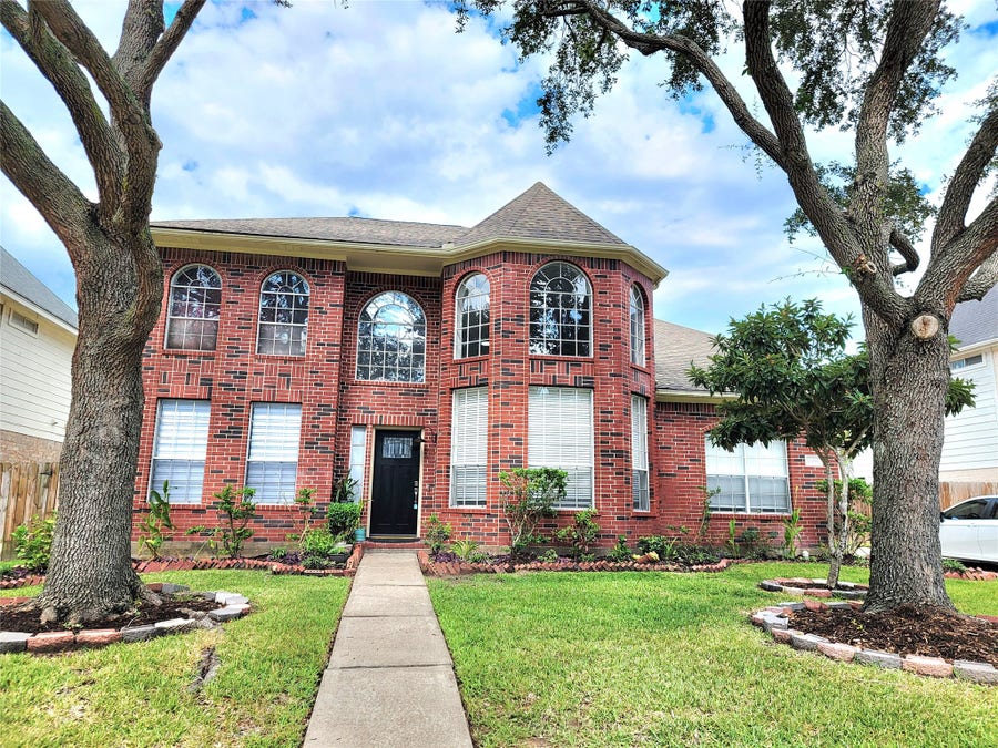 Property photo for 12014 Natural Bridges Lane, Sugar Land, TX