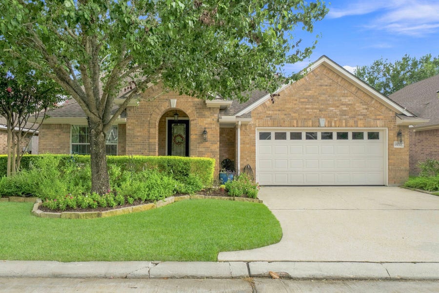 Property photo for 15243 Scenic Woodland Drive, Conroe, TX