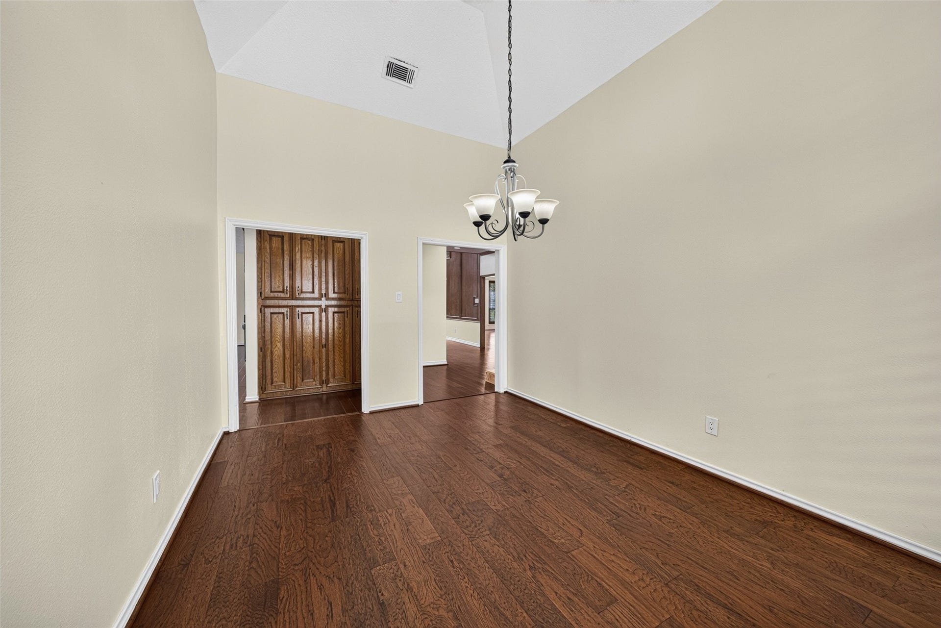 6206 Willow Pine Drive, Spring, TX 77379 From this angle of the dining room you can see the additional storage off of the kitchen and the doorway on the right leads to the wine cellar.