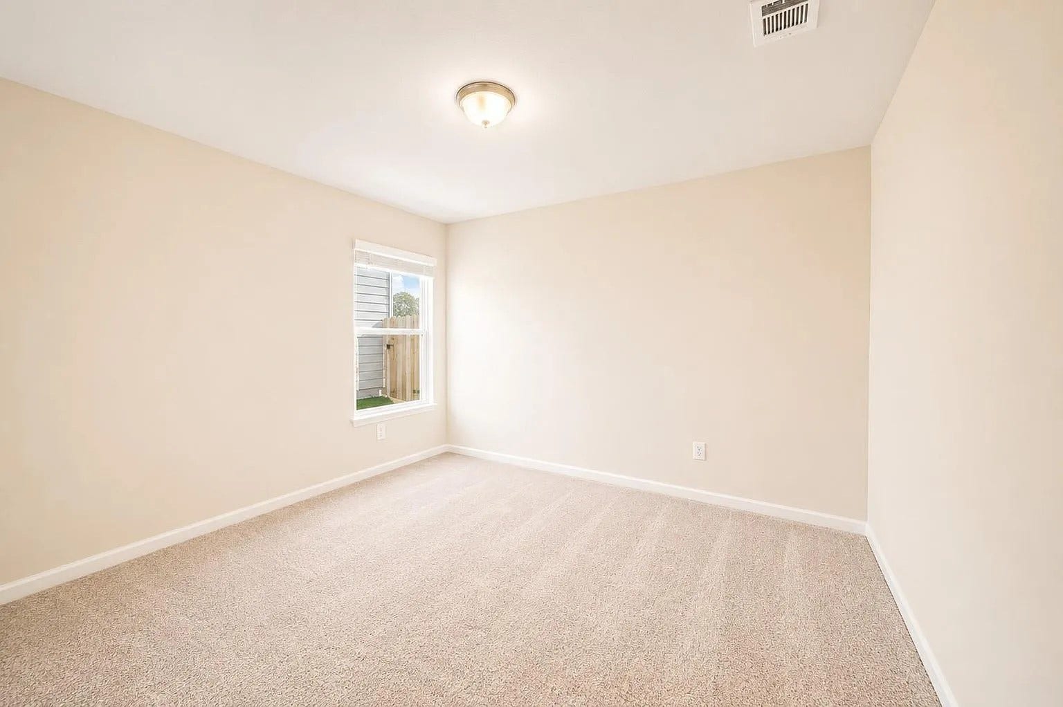 4 Bedrooms