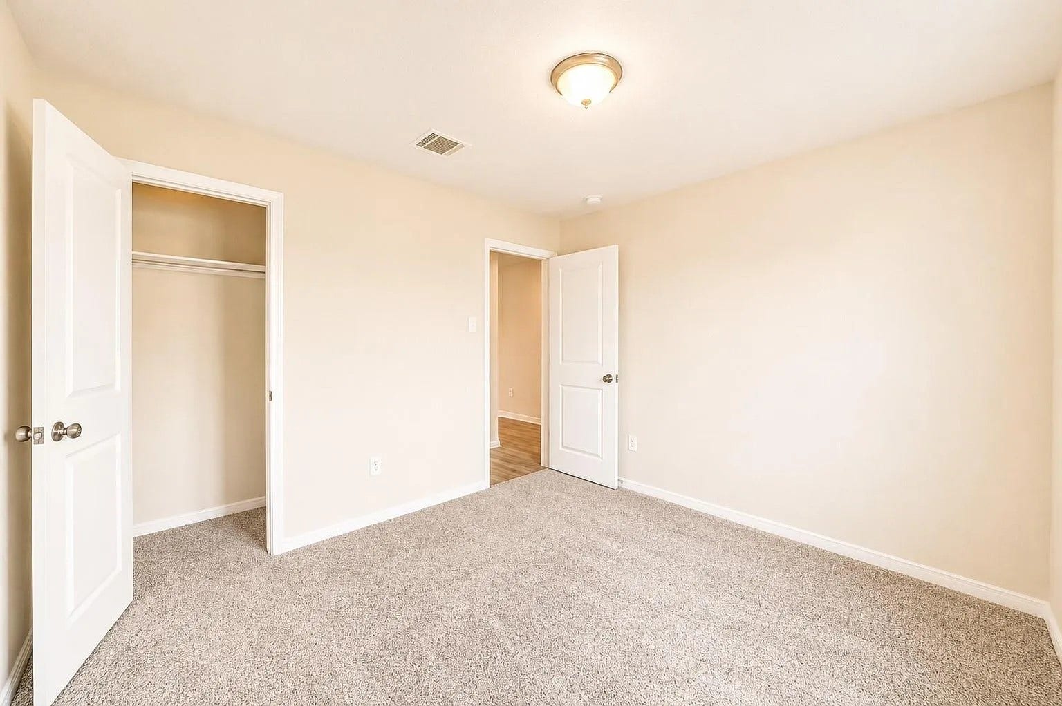 4 Bedrooms