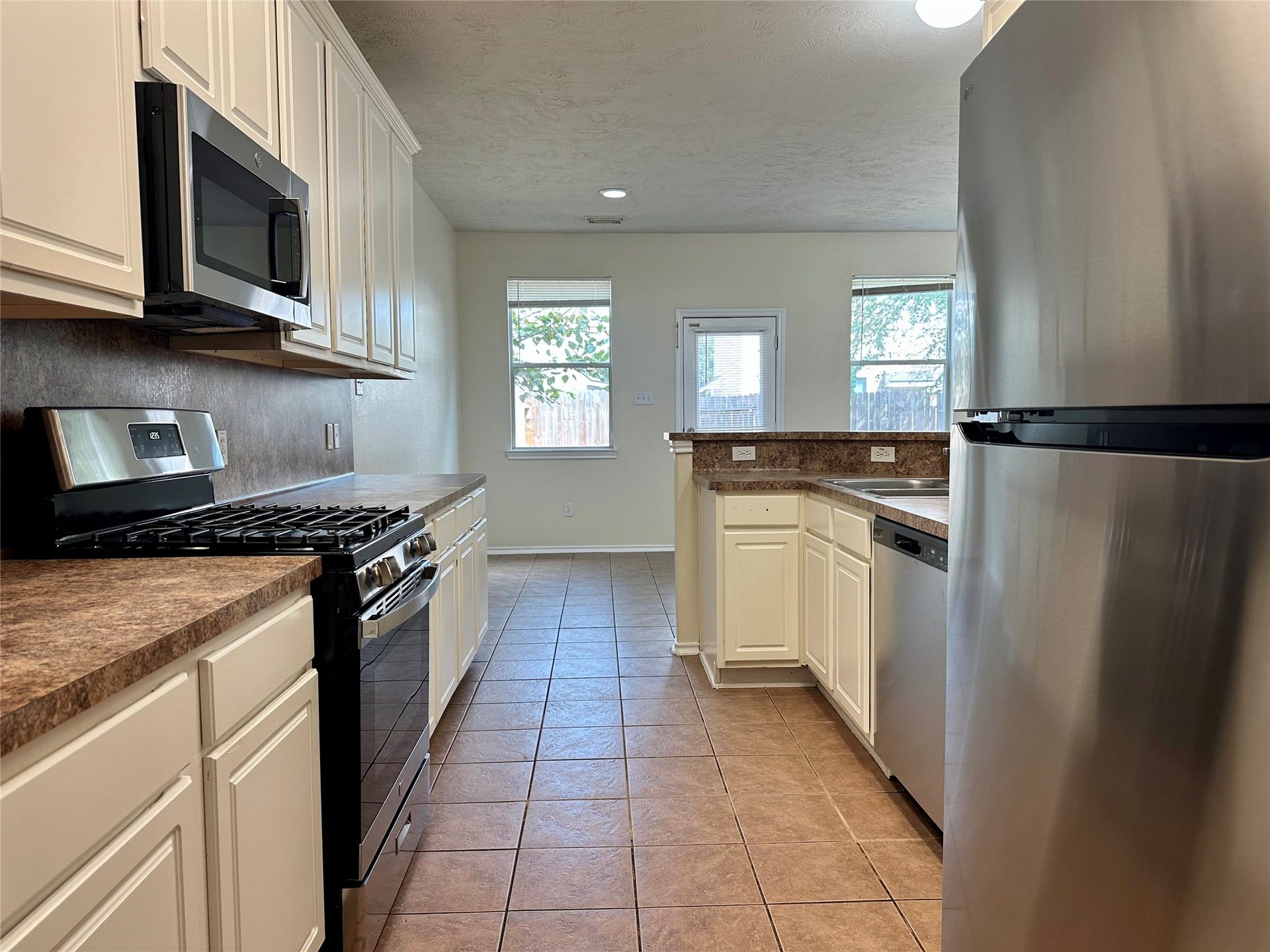 16202 Sandy Path Lane, Houston, TX 77084 16202 Sandy Path Lane, Houston, TX 77084