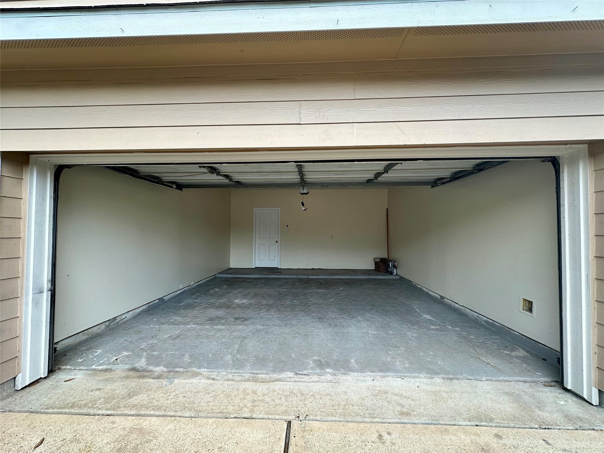 16202 Sandy Path Lane, Houston, TX 77084 16202 Sandy Path Lane, Houston, TX 77084