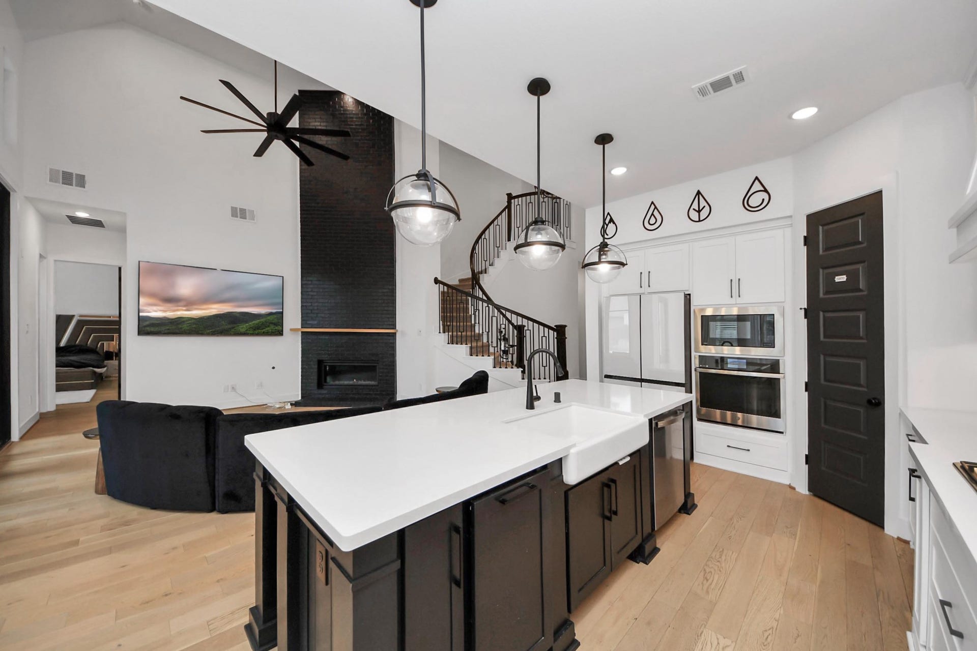 8906 Iron Forge Road, Missouri City, TX 77459 8906 Iron Forge Road, Missouri City, TX 77459