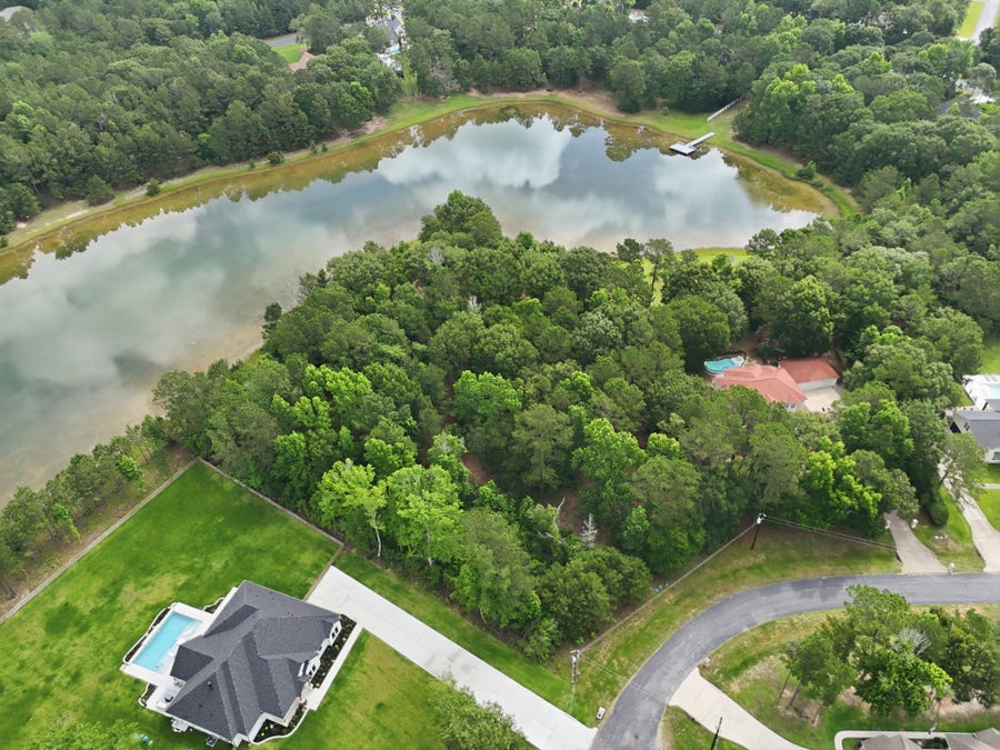 Property photo for 29320 Clydesdale Drive, Waller, TX