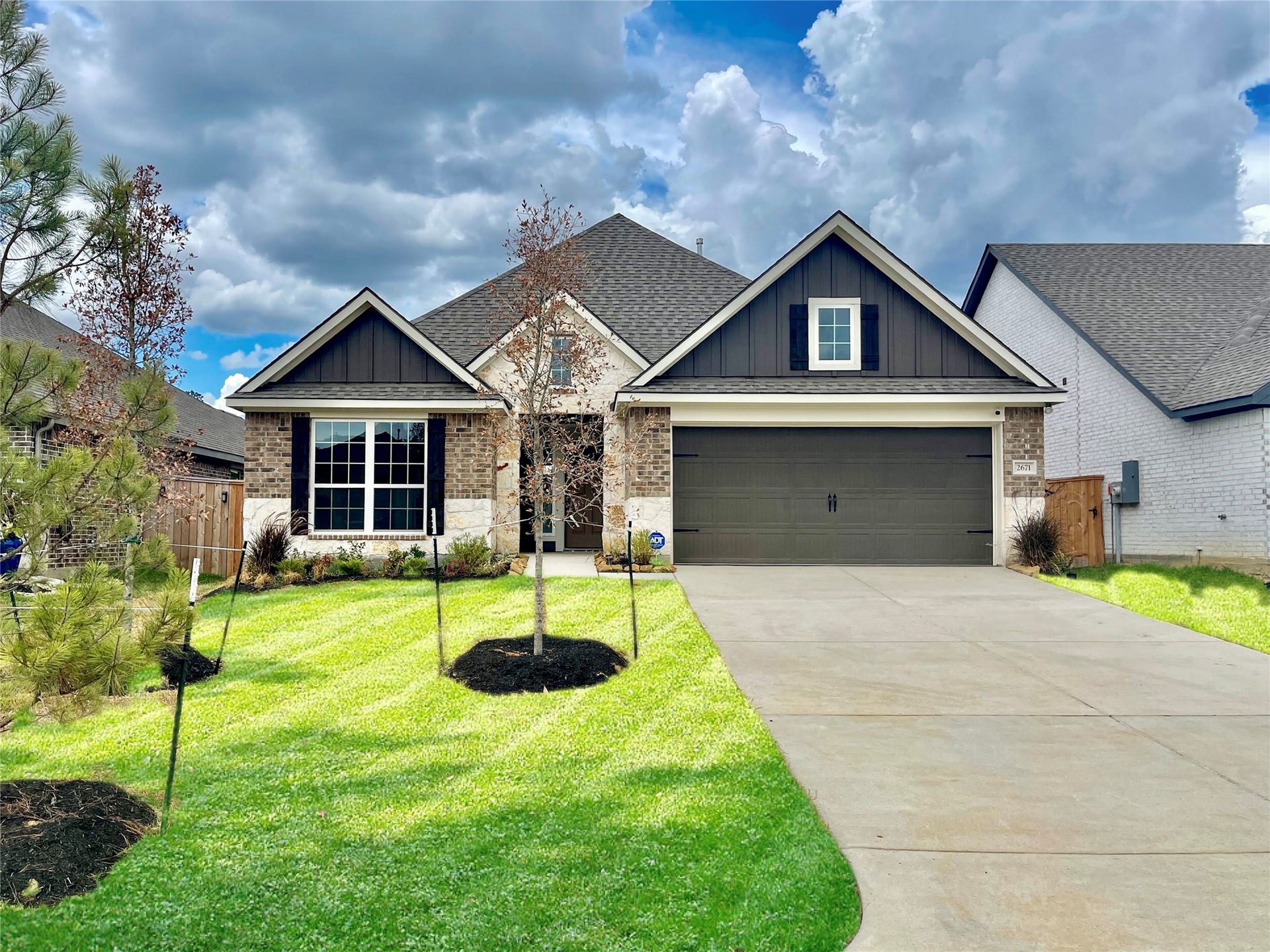 2671 Sagedale Drive, Conroe, TX 77301 2671 Sagedale Drive, Conroe, TX 77301