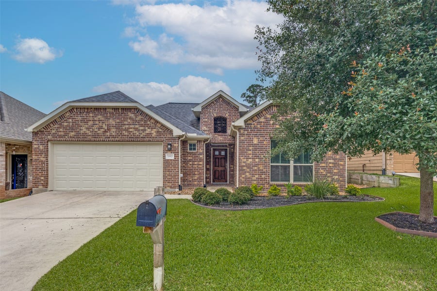 Property photo for 11913 Mockingbird Lane, Montgomery, TX