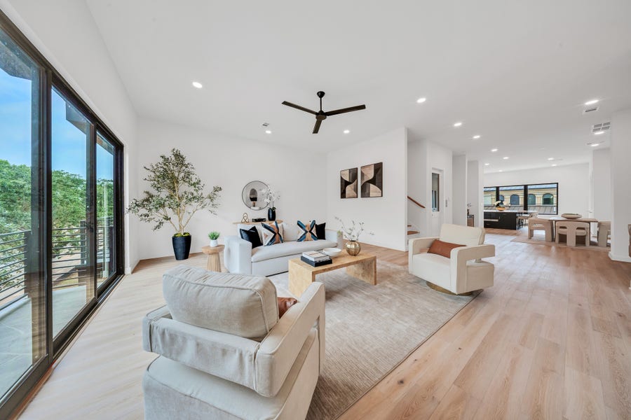 Property photo for 1135 Lake Pointe Parkway, Sugar Land, TX