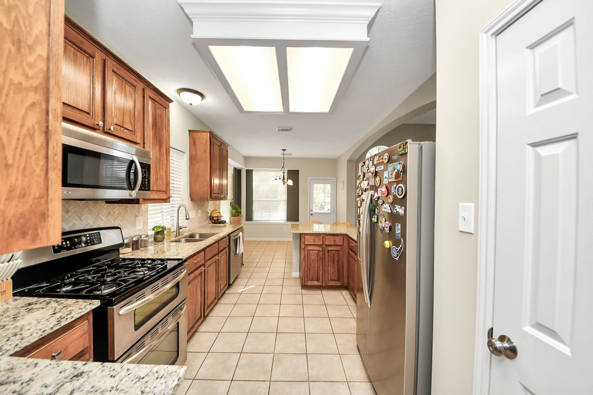 2610 Spring Bend Drive, Spring, TX 77386 2610 Spring Bend Drive, Spring, TX 77386