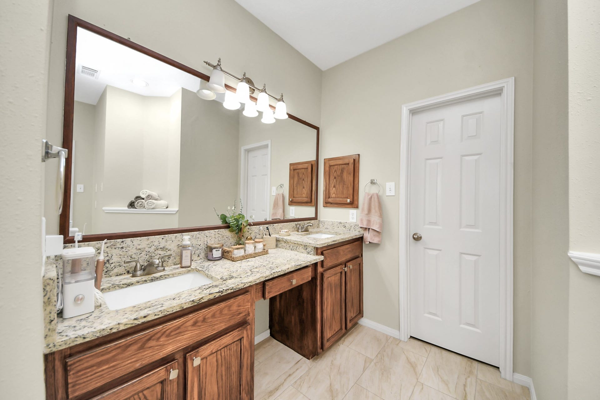 2610 Spring Bend Drive, Spring, TX 77386 2610 Spring Bend Drive, Spring, TX 77386