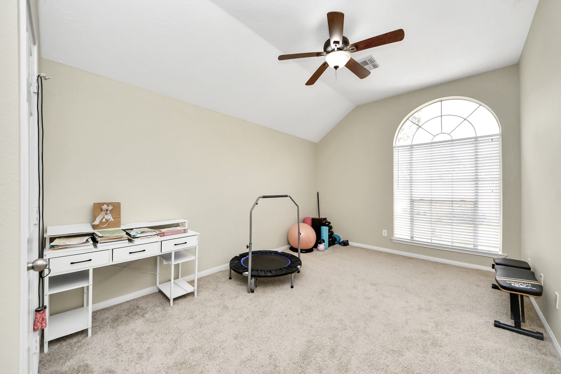 2610 Spring Bend Drive, Spring, TX 77386 2610 Spring Bend Drive, Spring, TX 77386