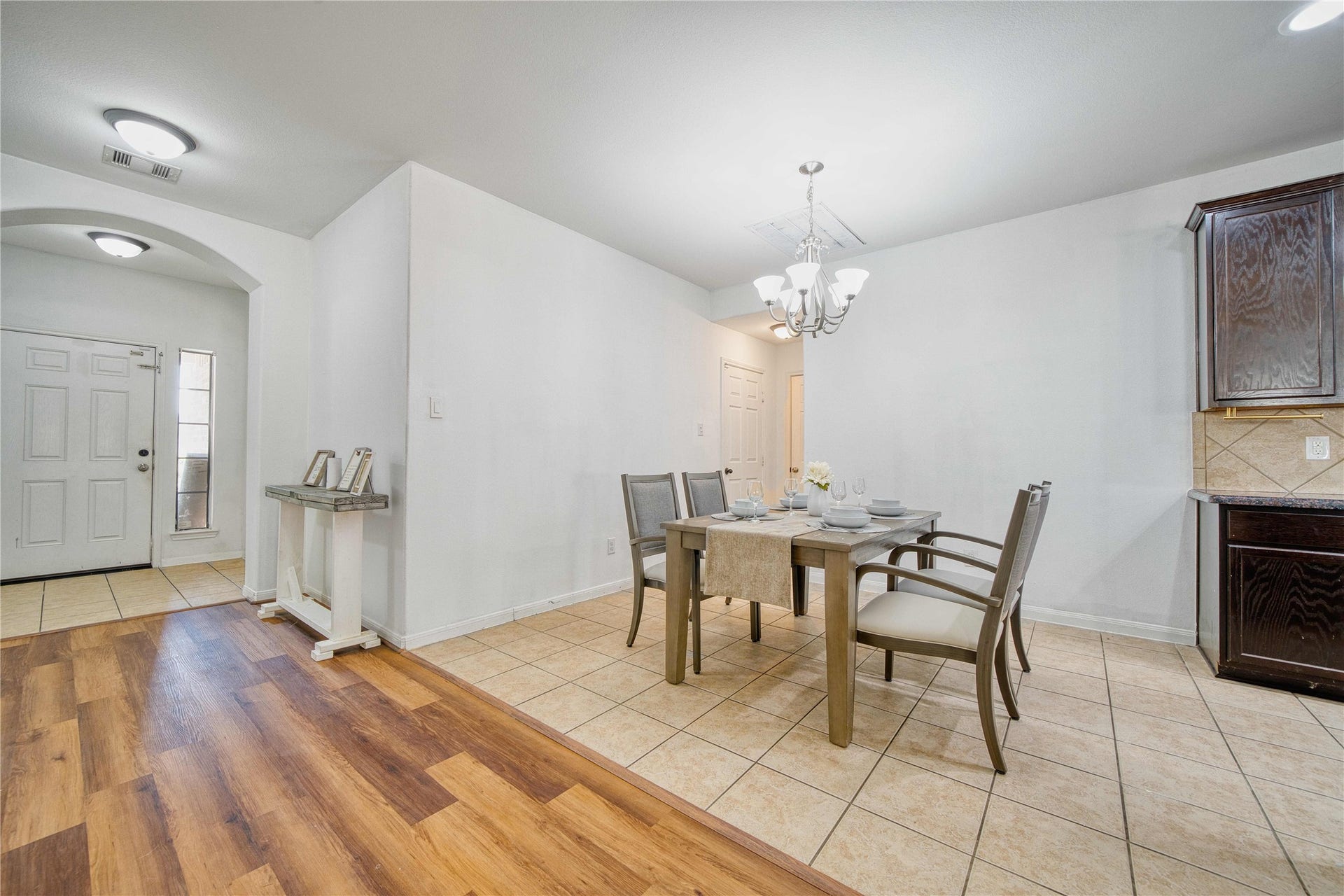 6022 Crakston Street, Houston, TX 77084