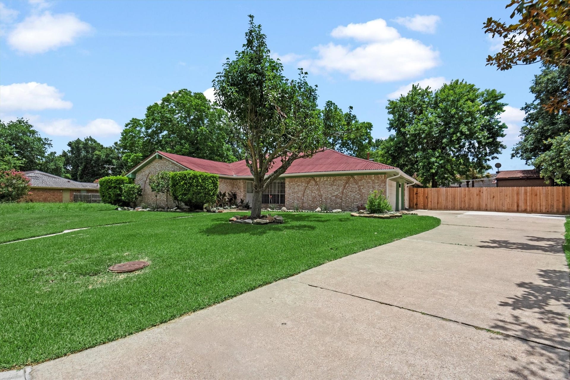 4906 Green Willow Lane, Dickinson, TX 77539 4906 Green Willow Lane, Dickinson, TX 77539