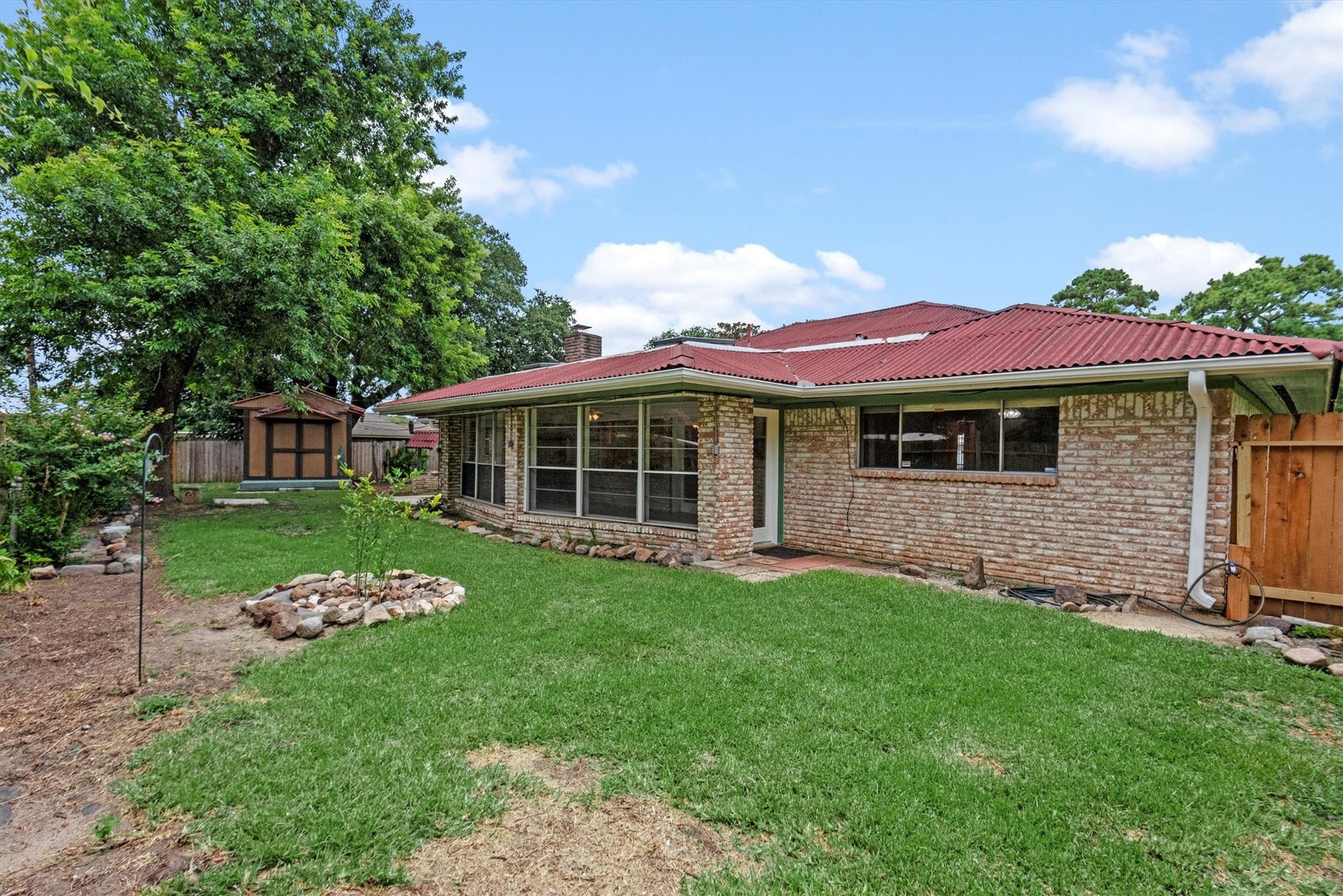 4906 Green Willow Lane, Dickinson, TX 77539 4906 Green Willow Lane, Dickinson, TX 77539