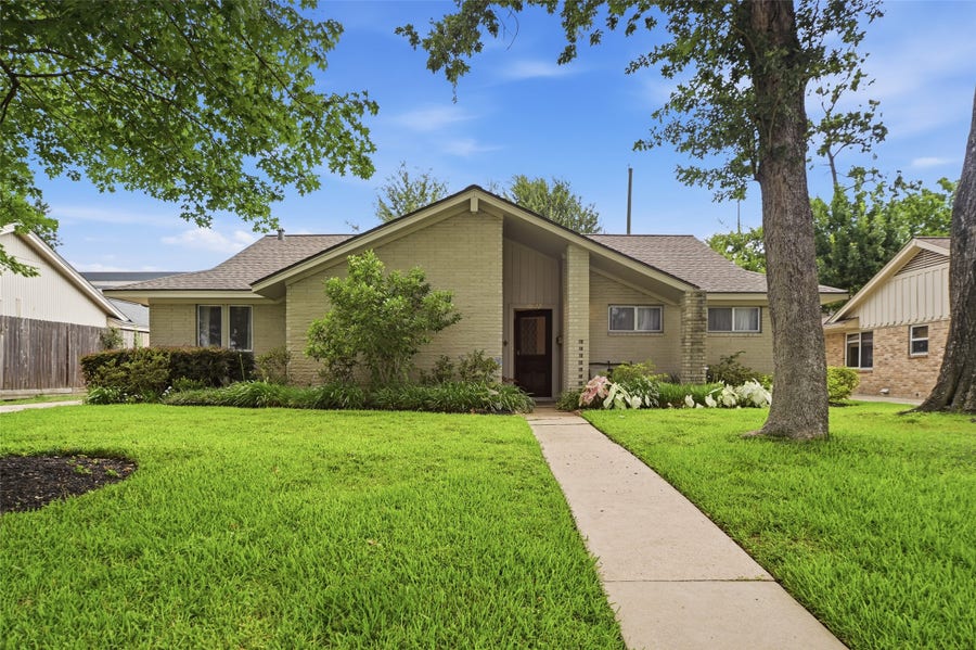 Property photo for 10822 Lasso Lane, Houston, TX