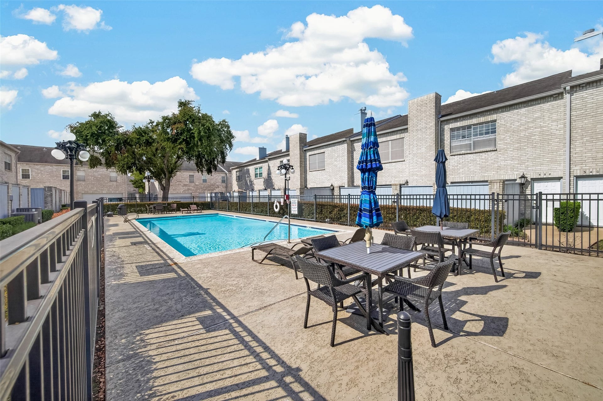 198 Wilcrest Drive, #198, Houston, TX 77042