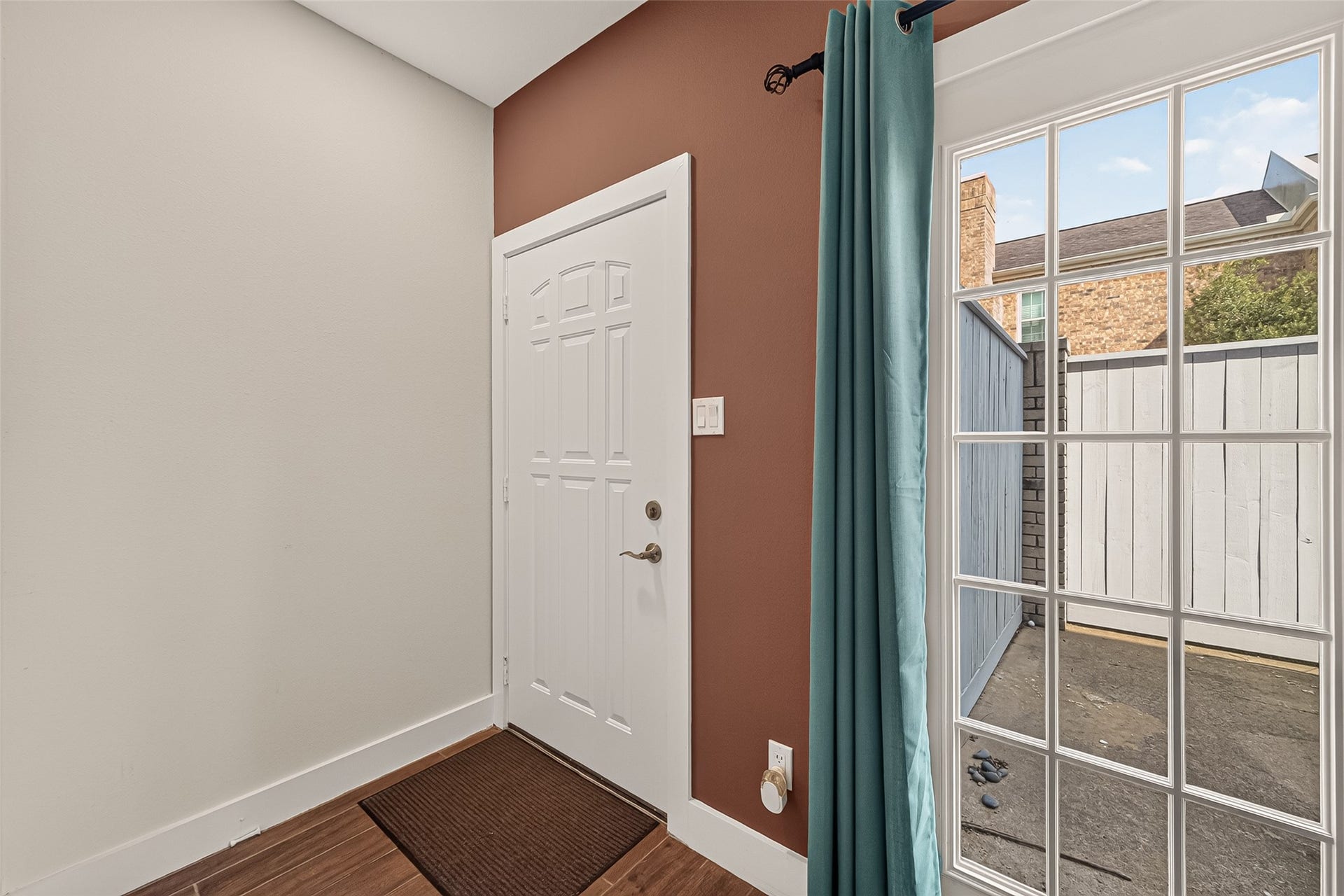 198 Wilcrest Drive, #198, Houston, TX 77042