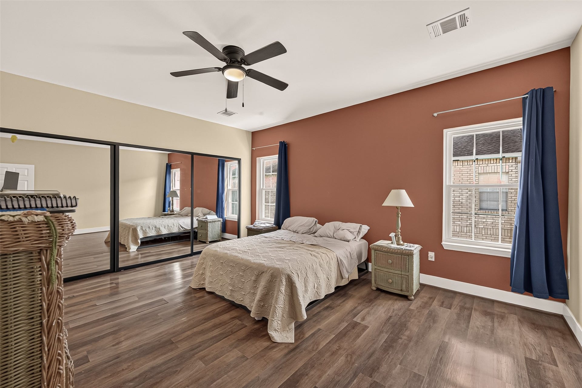 198 Wilcrest Drive, #198, Houston, TX 77042