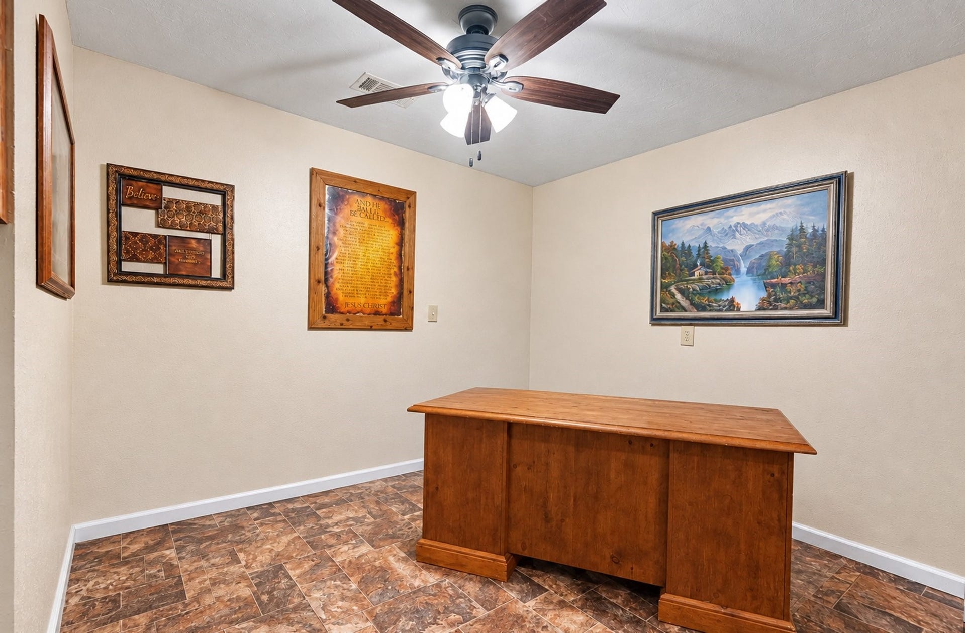 24609 Willow Lane, Hockley, TX 77447 Versatile secondary bedroom currently utilized as a private home office, offering plenty of space for a variety of uses.