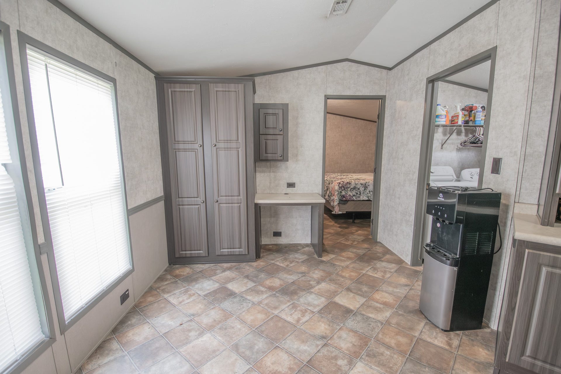 2801 County Road 444, Angleton, TX 77515 2801 County Road 444, Angleton, TX 77515