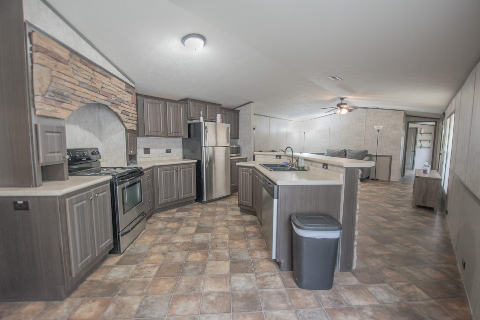2801 County Road 444, Angleton, TX 77515 2801 County Road 444, Angleton, TX 77515