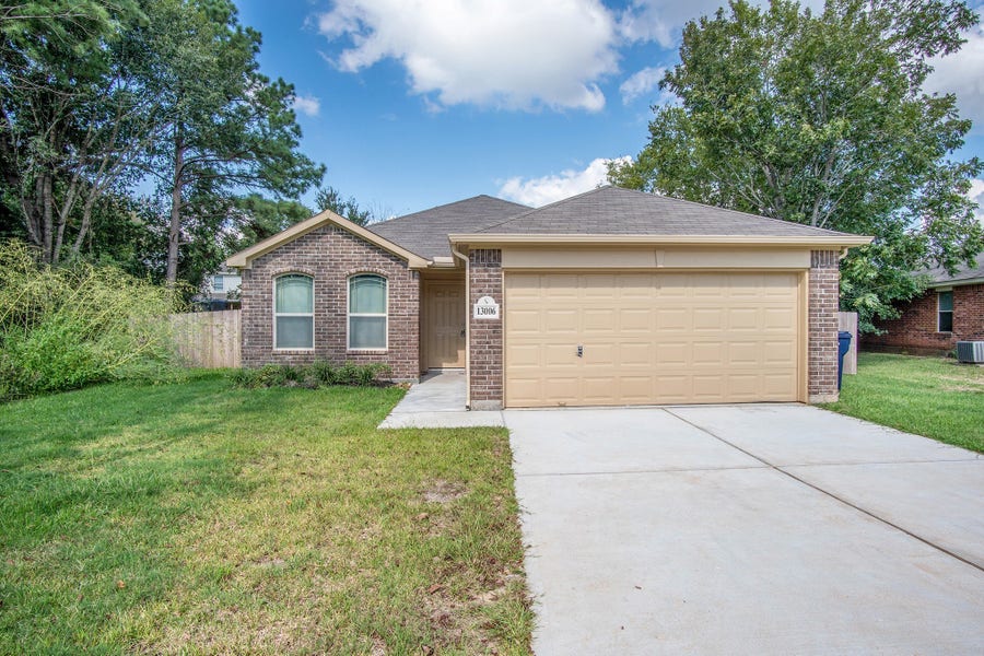 Property photo for 13006 Lazy Lane, Willis, TX