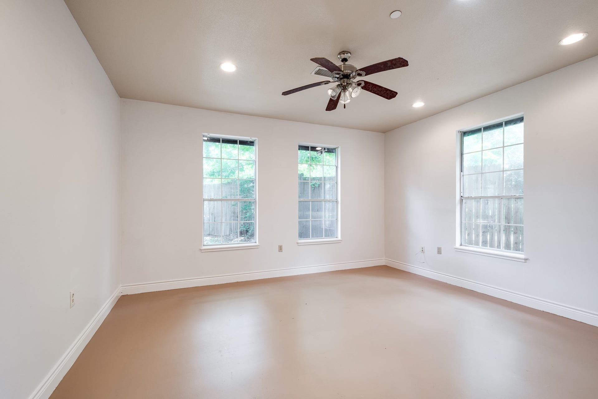 16111 Porter Lane, Porter, TX 77365 Secondary extra room in building #7.