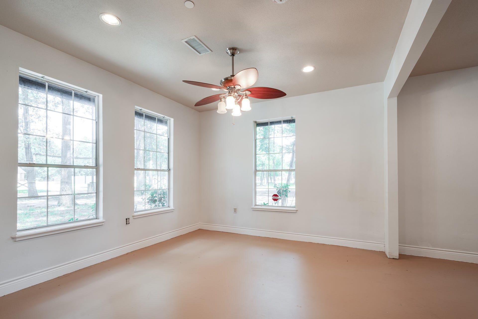 16111 Porter Lane, Porter, TX 77365 Living area in building #7.