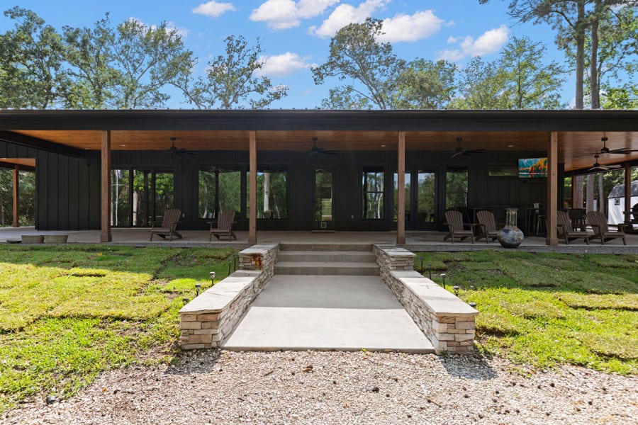 Property photo for 17131 Carrol Lane, Willis, TX