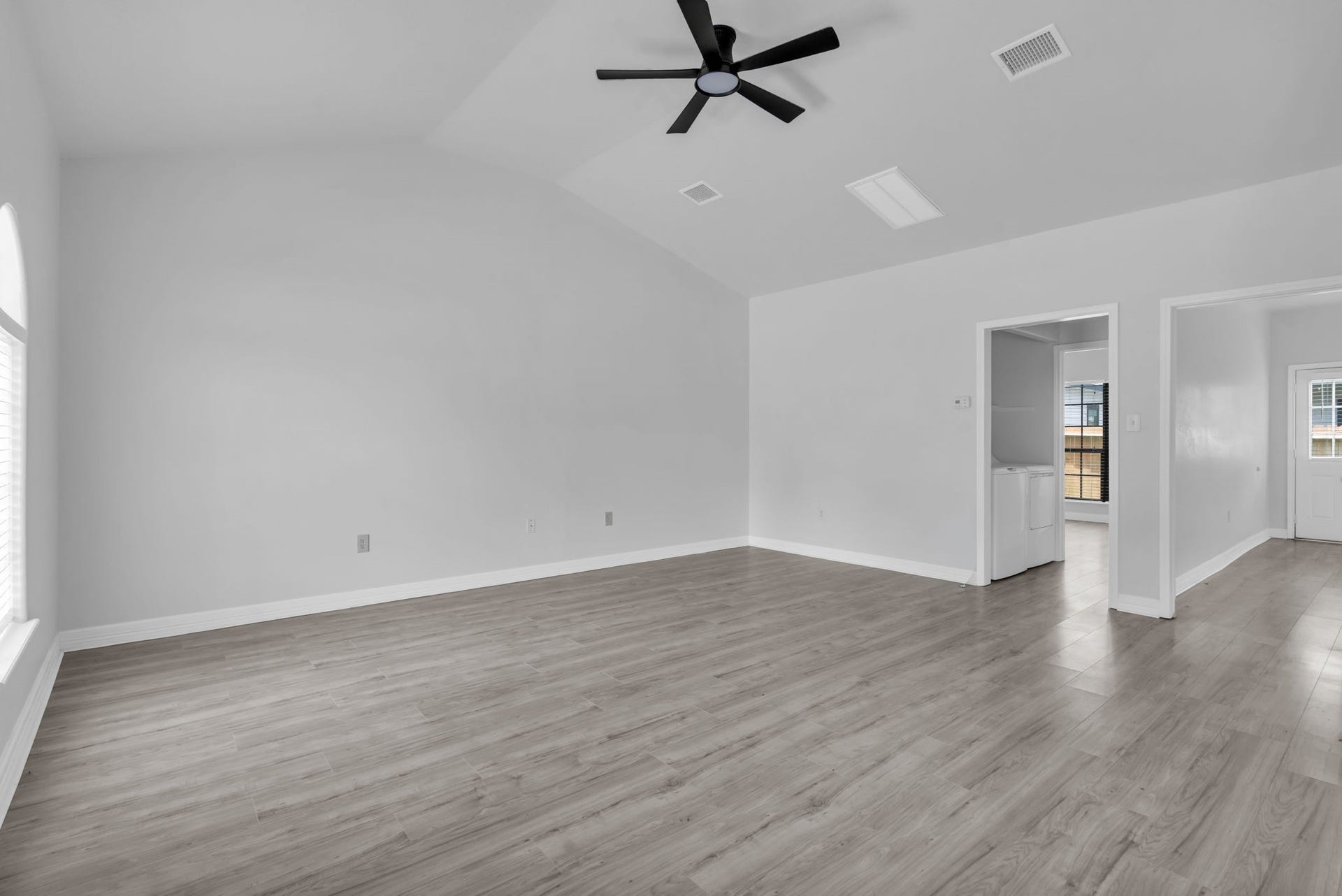 16872 Kempwood, Montgomery, TX 77316 16872 Kempwood, Montgomery, TX 77316