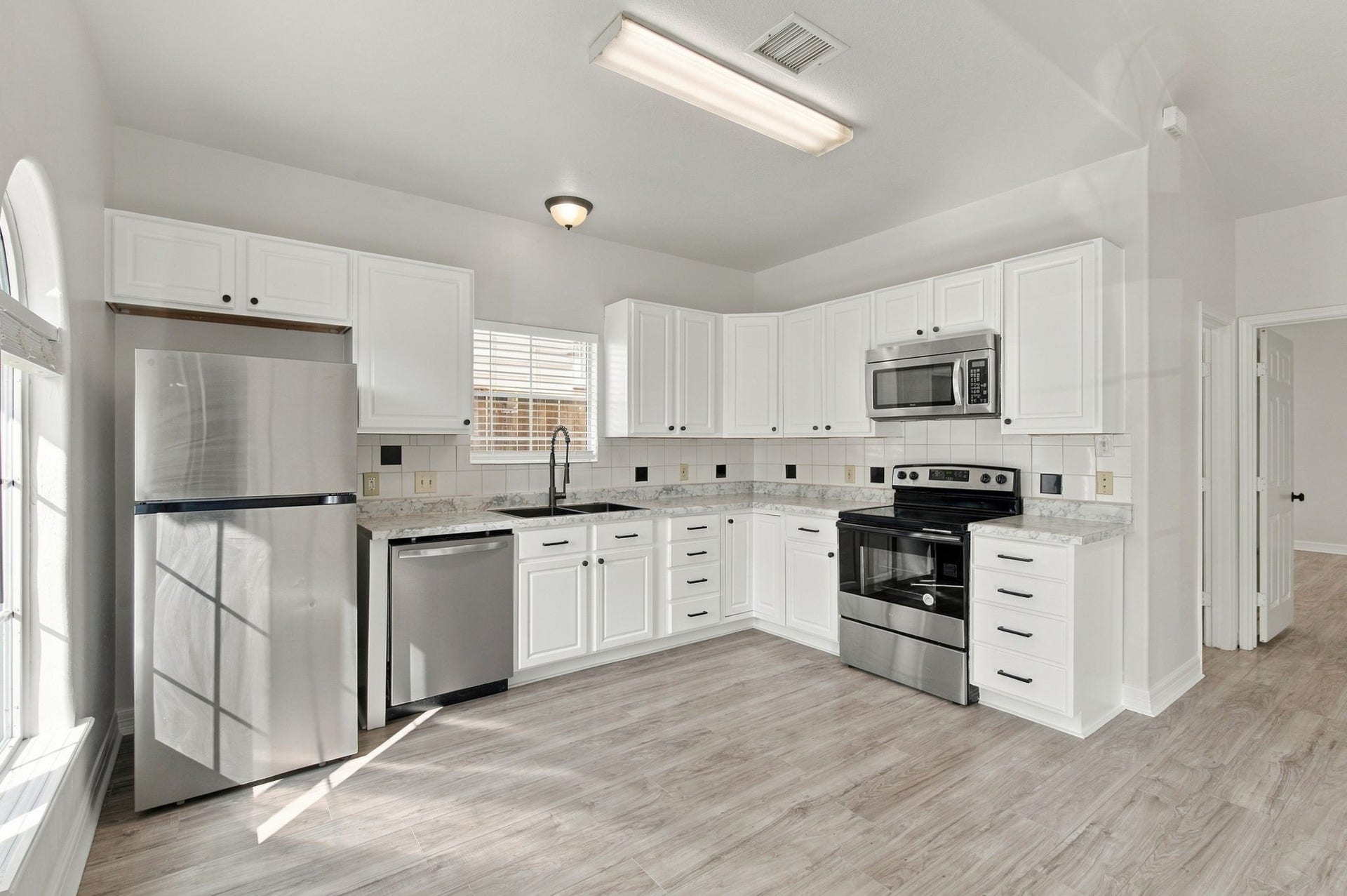 16872 Kempwood, Montgomery, TX 77316 16872 Kempwood, Montgomery, TX 77316