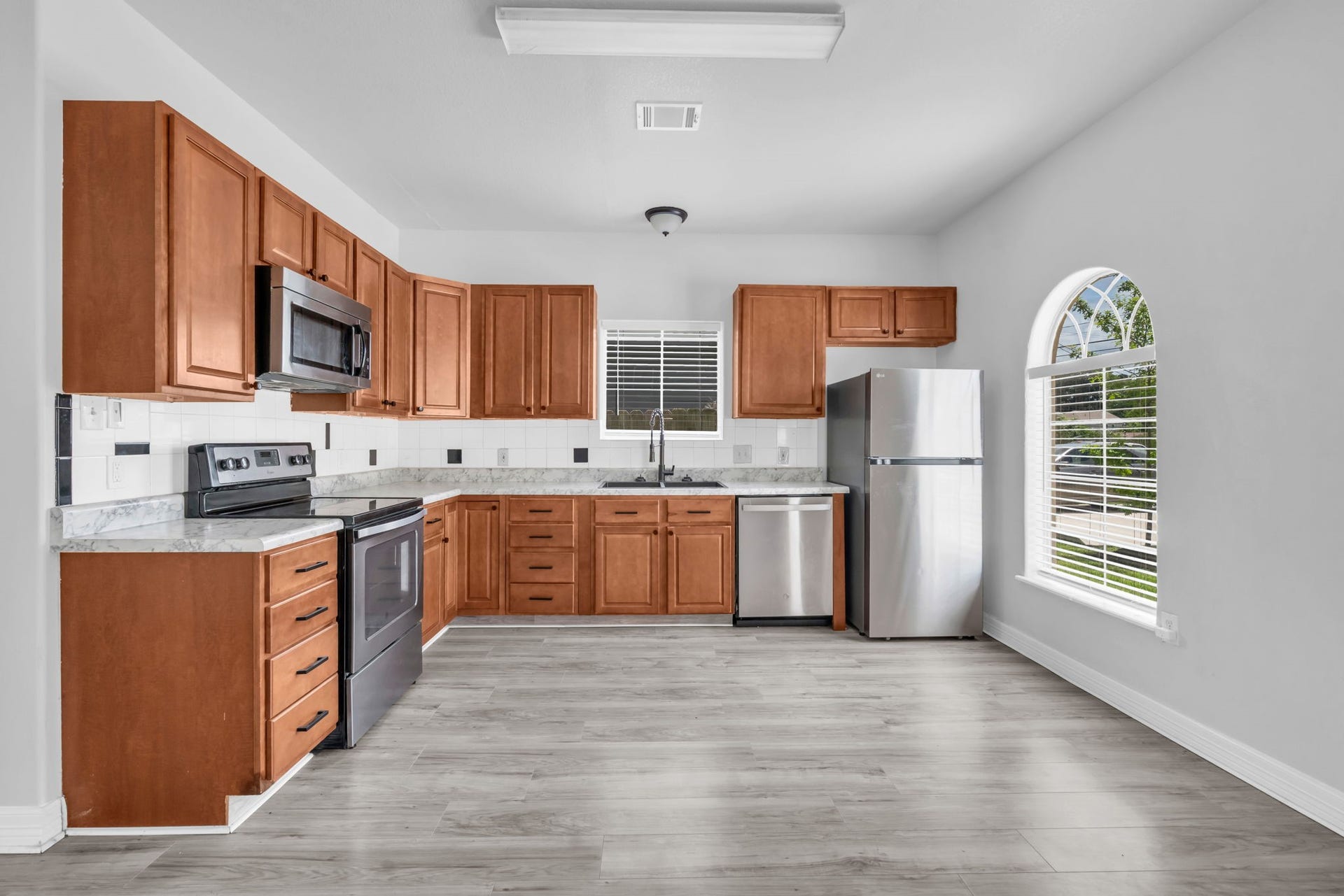 16872 Kempwood, Montgomery, TX 77316 16872 Kempwood, Montgomery, TX 77316