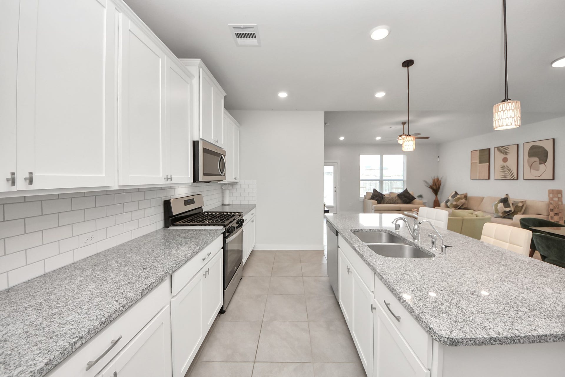 7202 Wilshire Court, Rosharon, TX 77583 Kitchen
