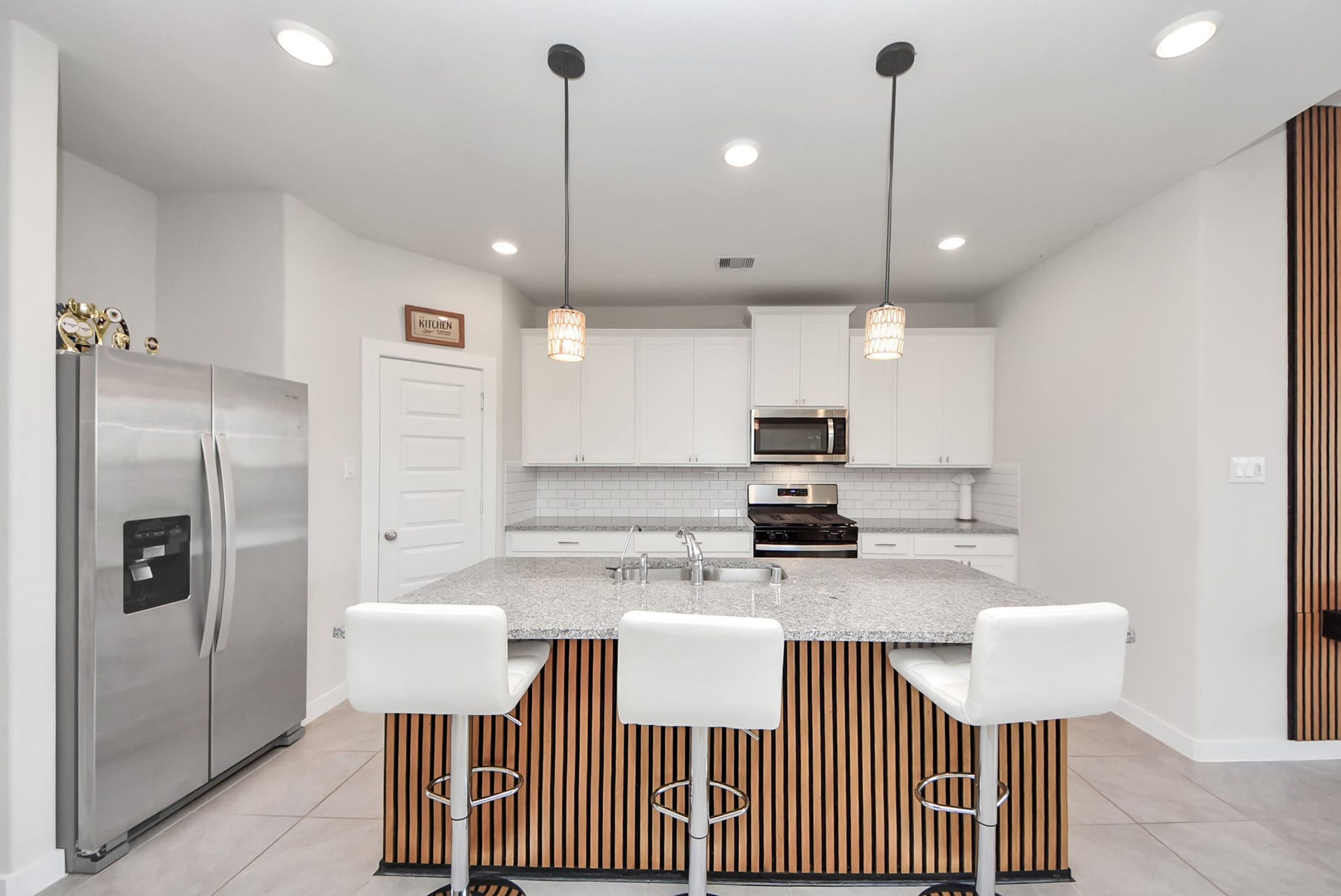 7202 Wilshire Court, Rosharon, TX 77583 Kitchen