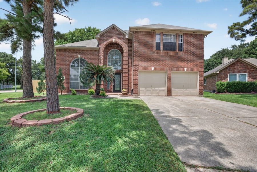 Property photo for 15010 Chestnut Falls Drive, Cypress, TX