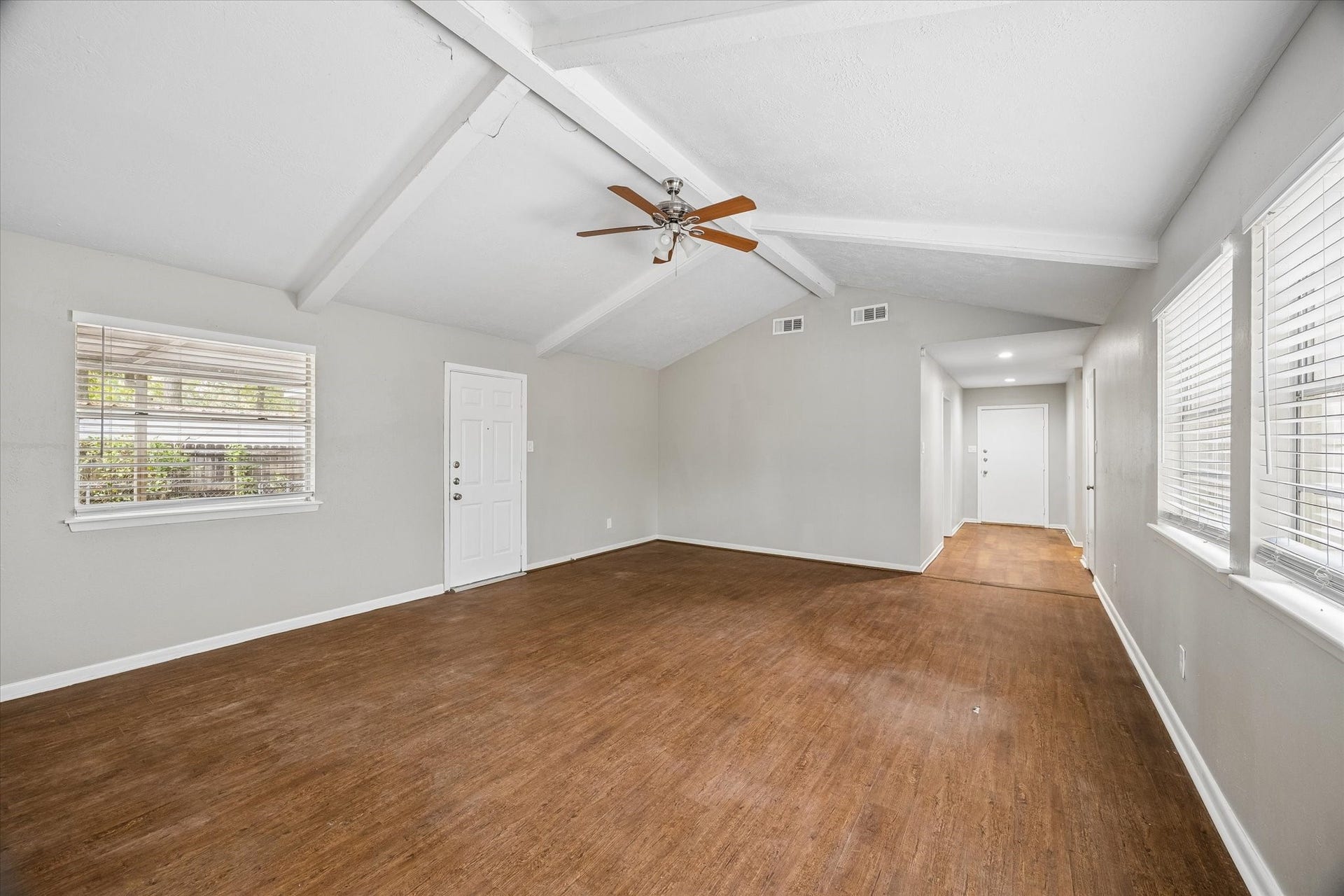 130 Red Oak Lane, Conroe, TX 77304 130 Red Oak Lane, Conroe, TX 77304