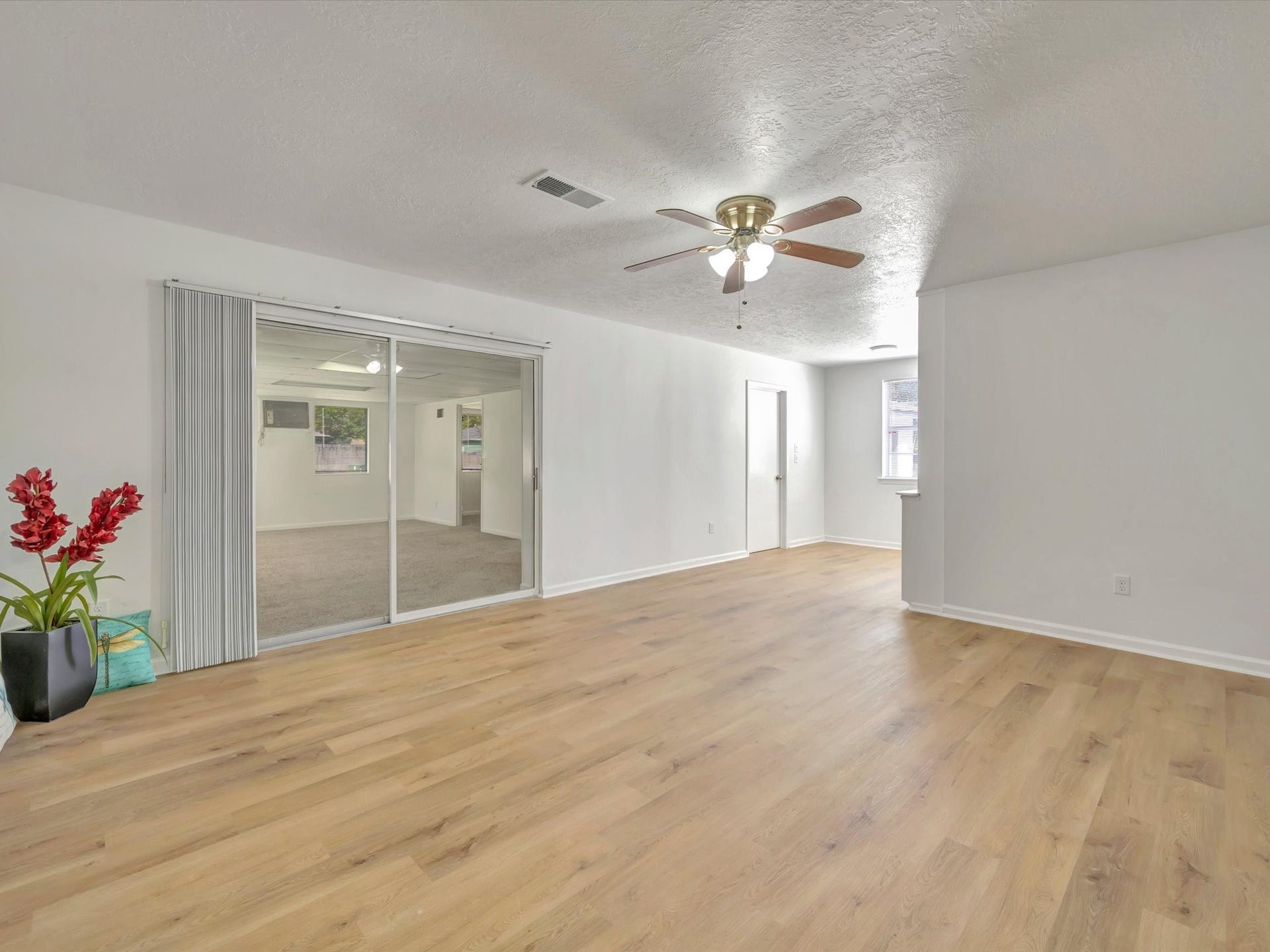 1003 Richvale Lane, Houston, TX 77062 Den with sliding door to Game Room