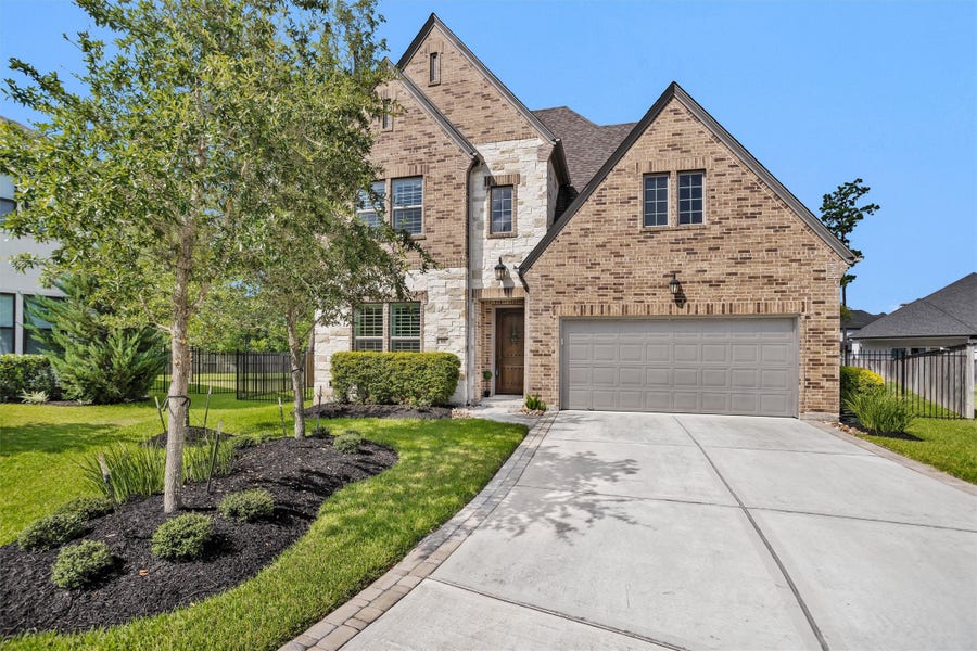 Property photo for 89 Madrone Terrace Place, The Woodlands, TX
