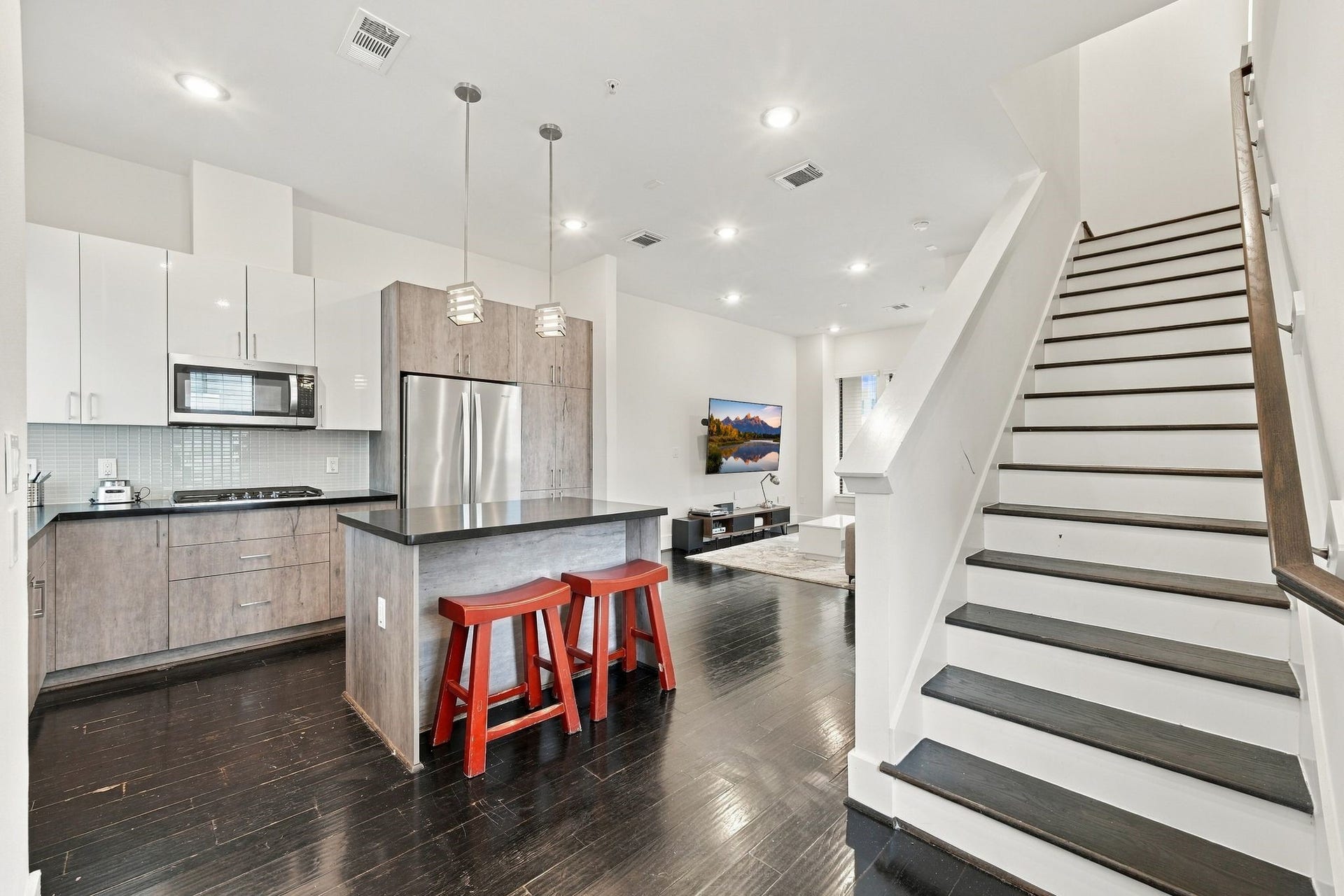 2401 Crawford Street, #C2A, Houston, TX 77004 2401 Crawford Street, #C2A, Houston, TX 77004