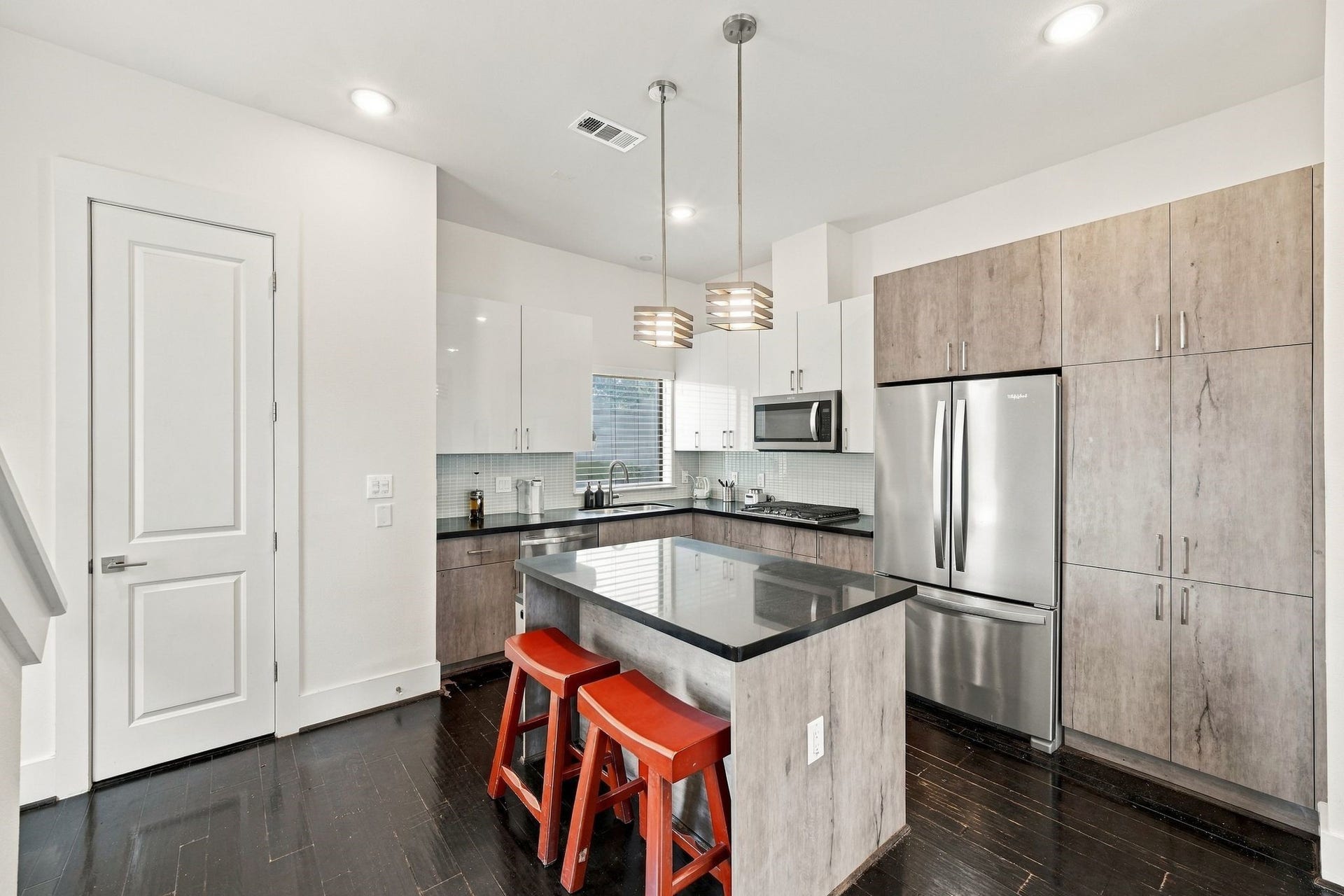 2401 Crawford Street, #C2A, Houston, TX 77004 2401 Crawford Street, #C2A, Houston, TX 77004