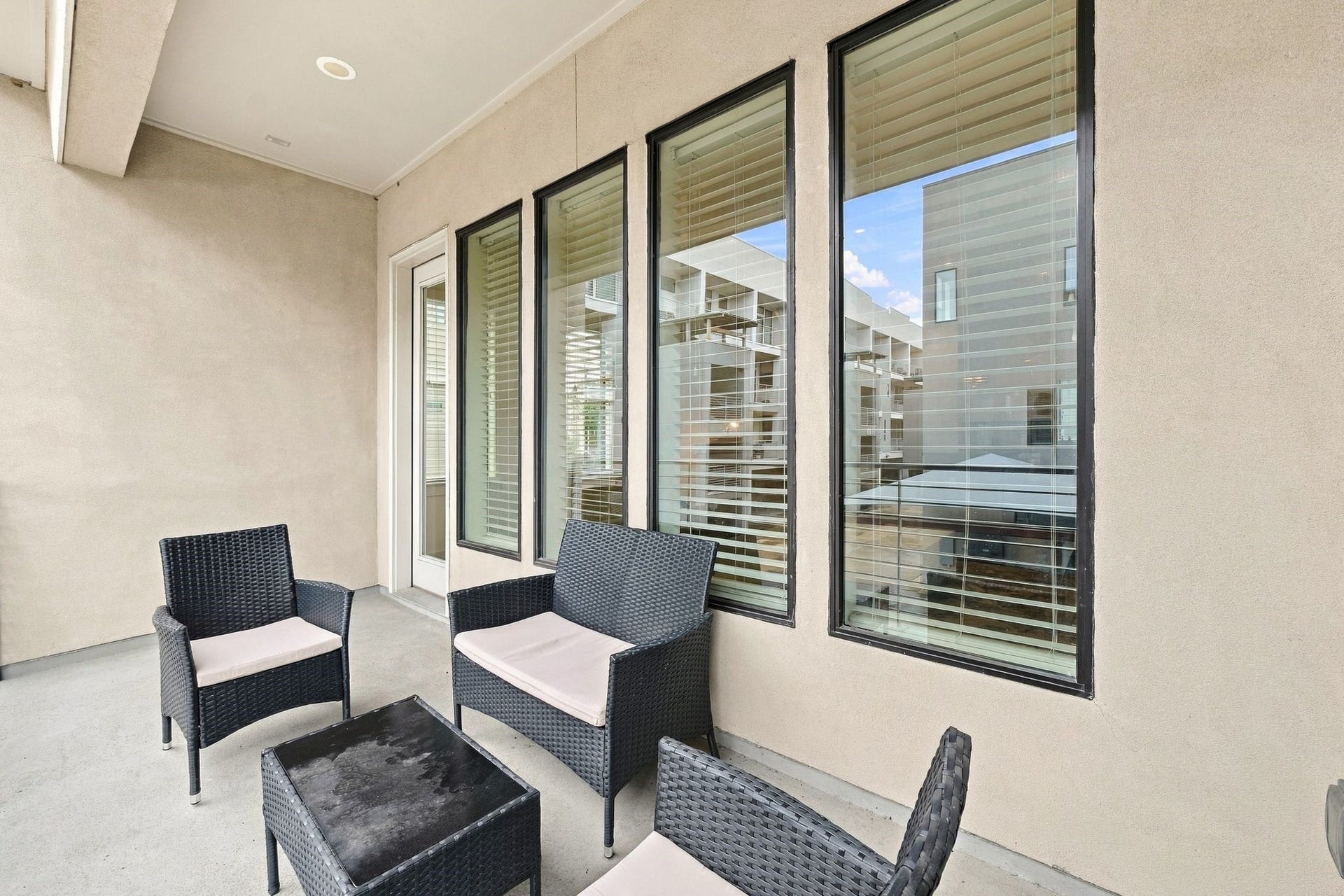 2401 Crawford Street, #C2A, Houston, TX 77004 2401 Crawford Street, #C2A, Houston, TX 77004