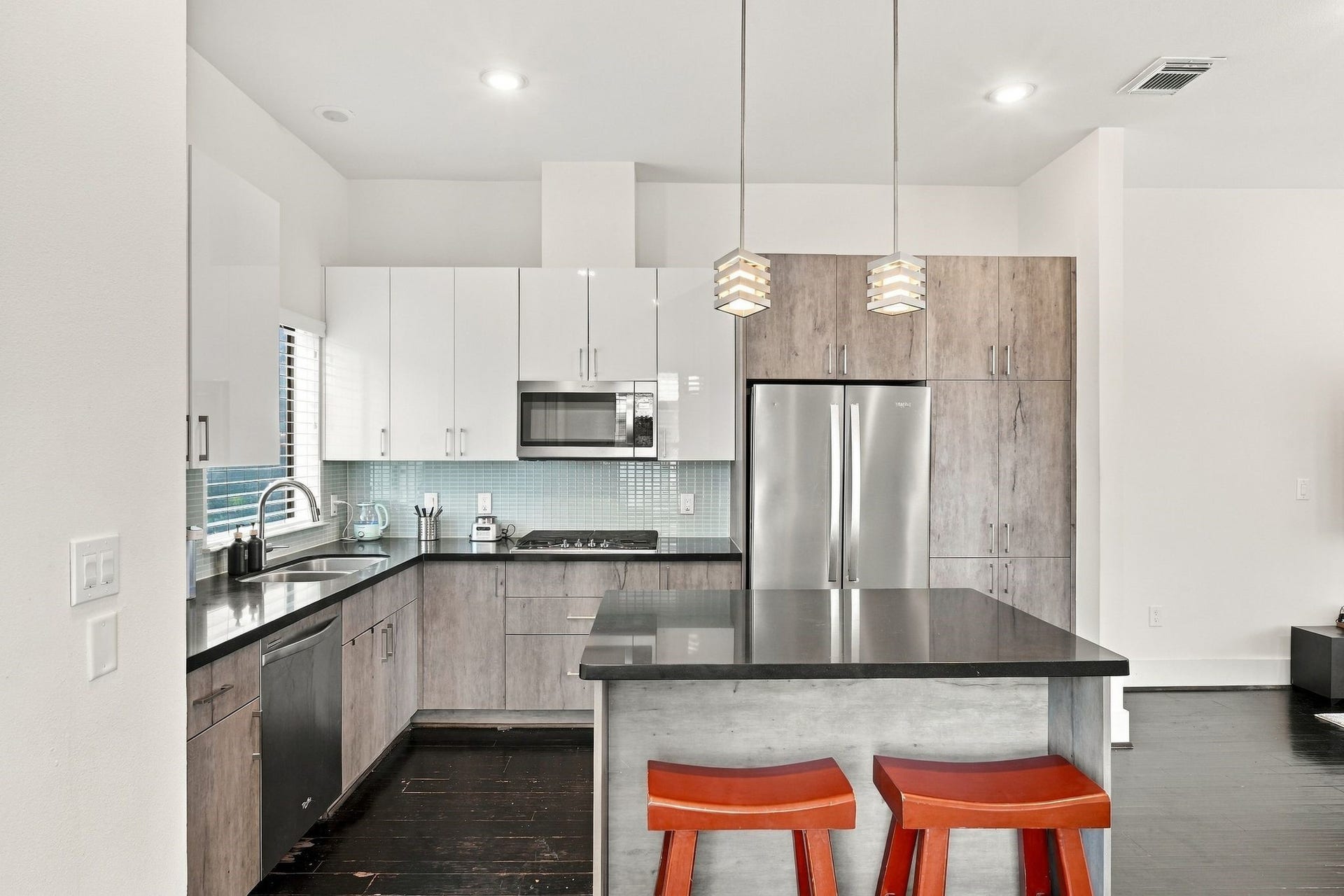 2401 Crawford Street, #C2A, Houston, TX 77004 2401 Crawford Street, #C2A, Houston, TX 77004