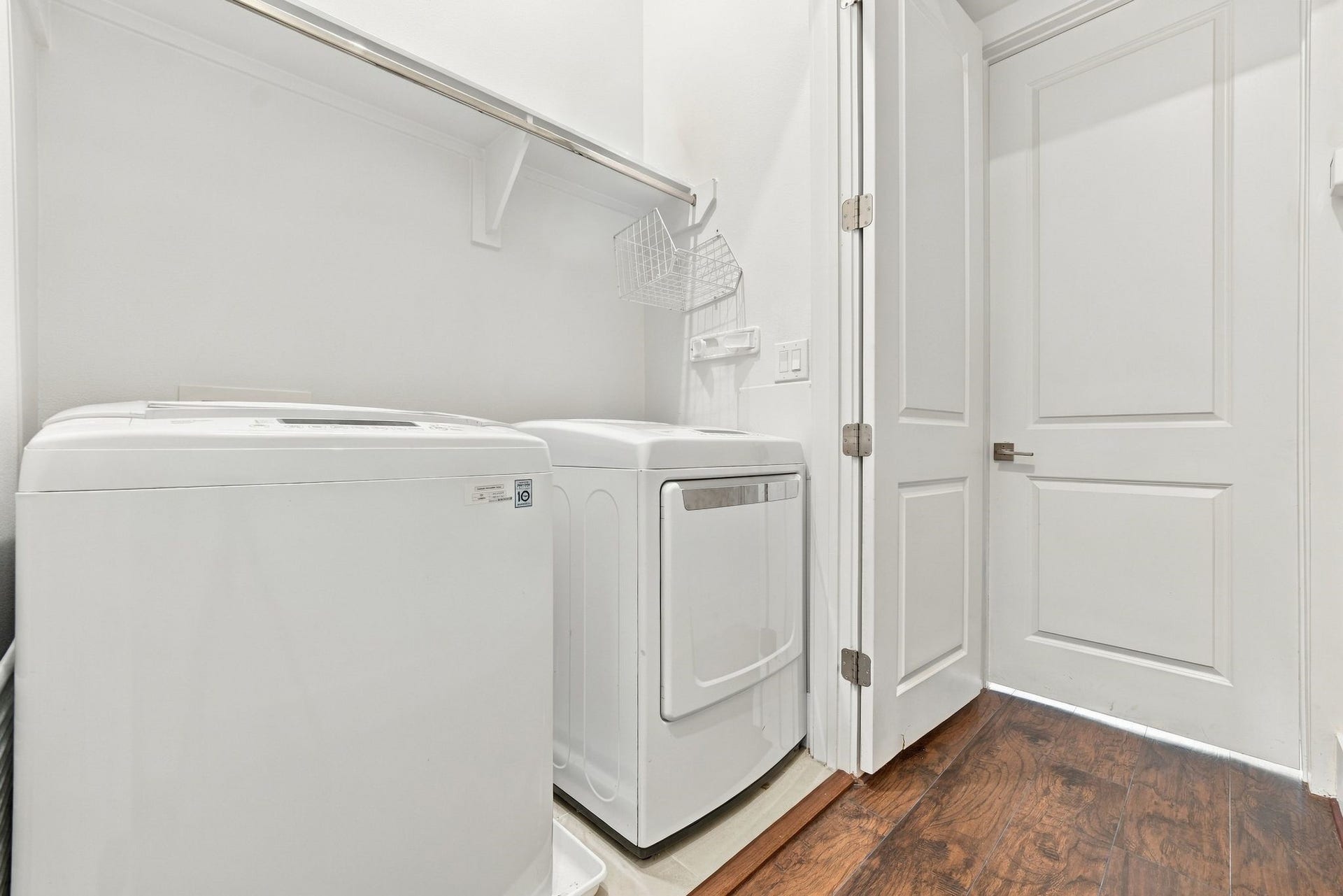 2401 Crawford Street, #C2A, Houston, TX 77004 2401 Crawford Street, #C2A, Houston, TX 77004