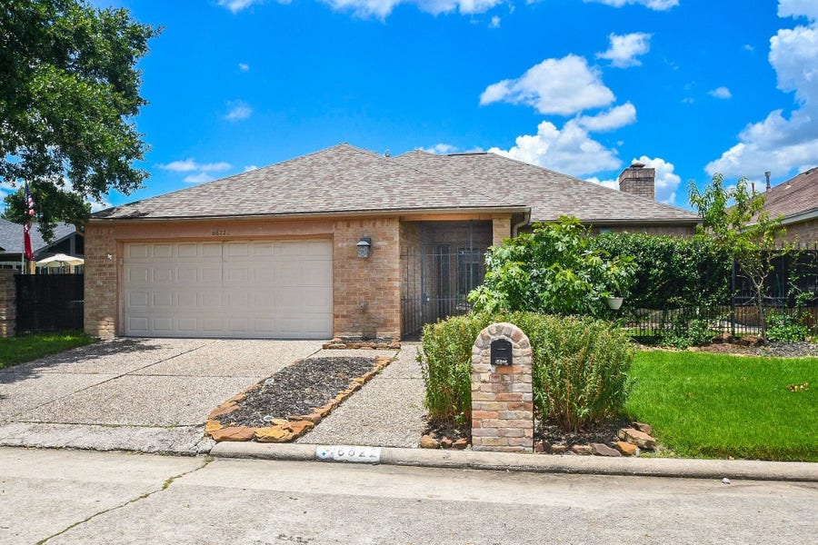 Property photo for 6622 Pauma Drive, Houston, TX