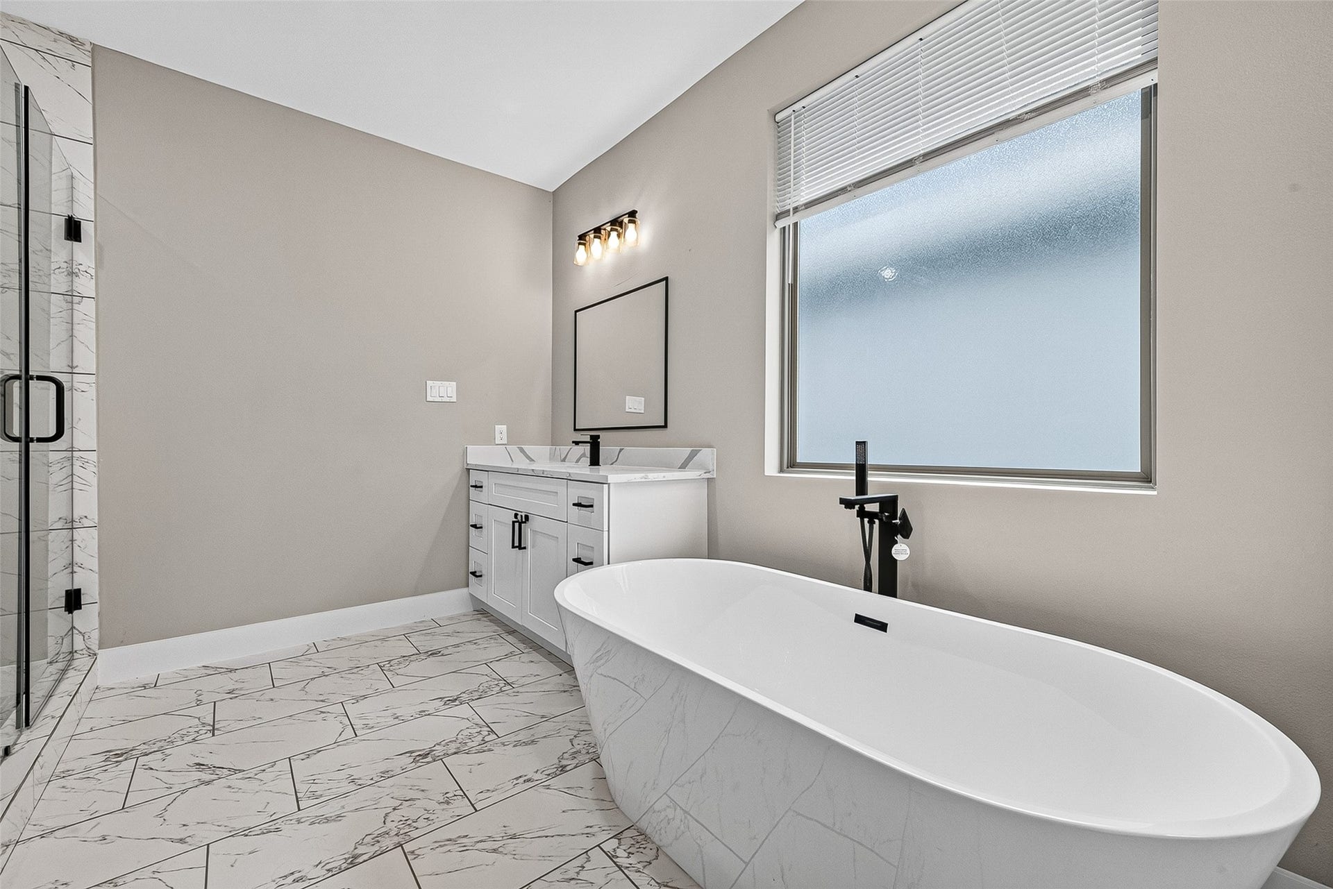 15030 Wunderlust ln, Houston, TX 77069 Brand New Tube