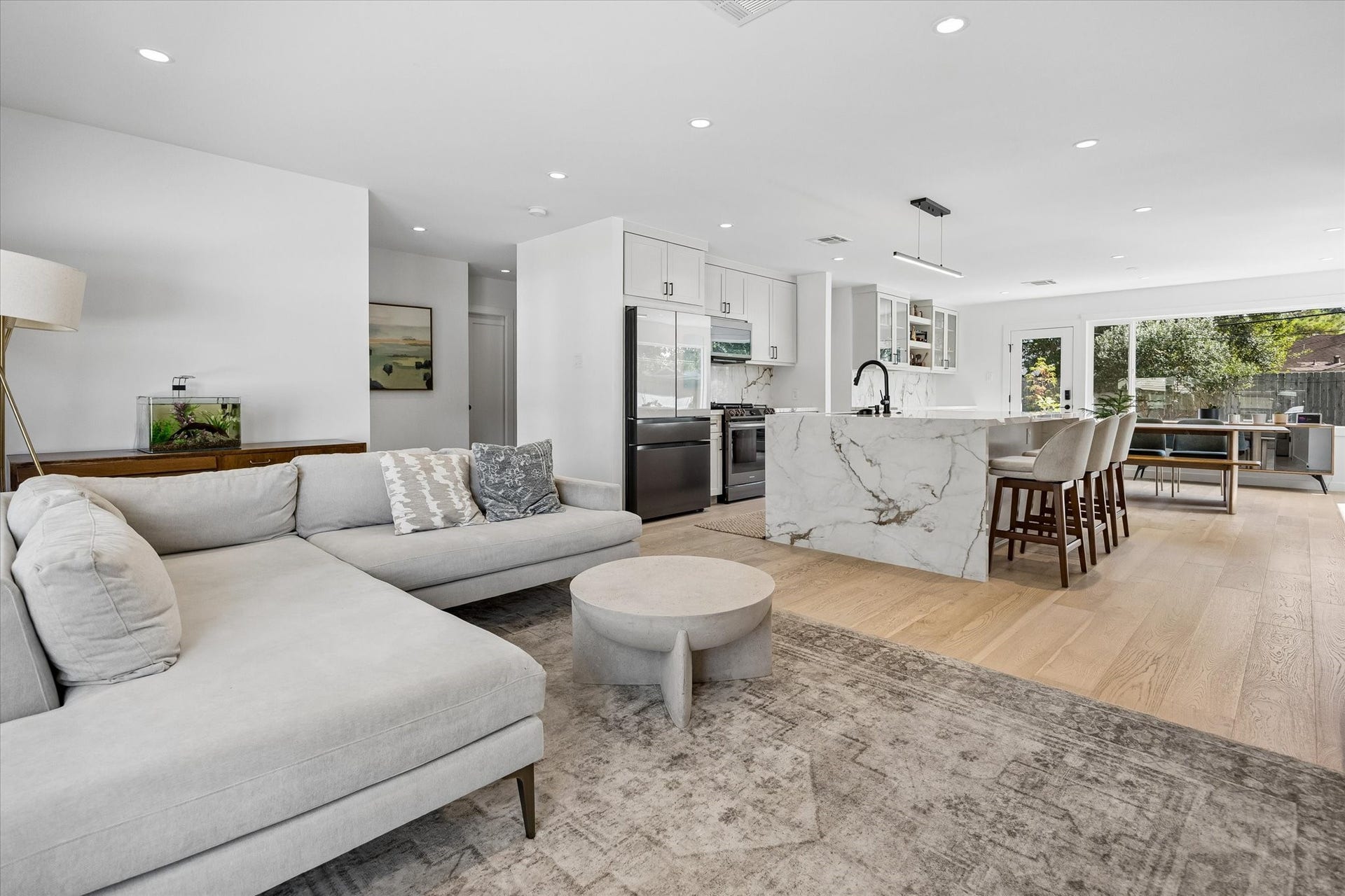 3027 Stanton Street, Houston, TX 77025 3027 Stanton Street, Houston, TX 77025