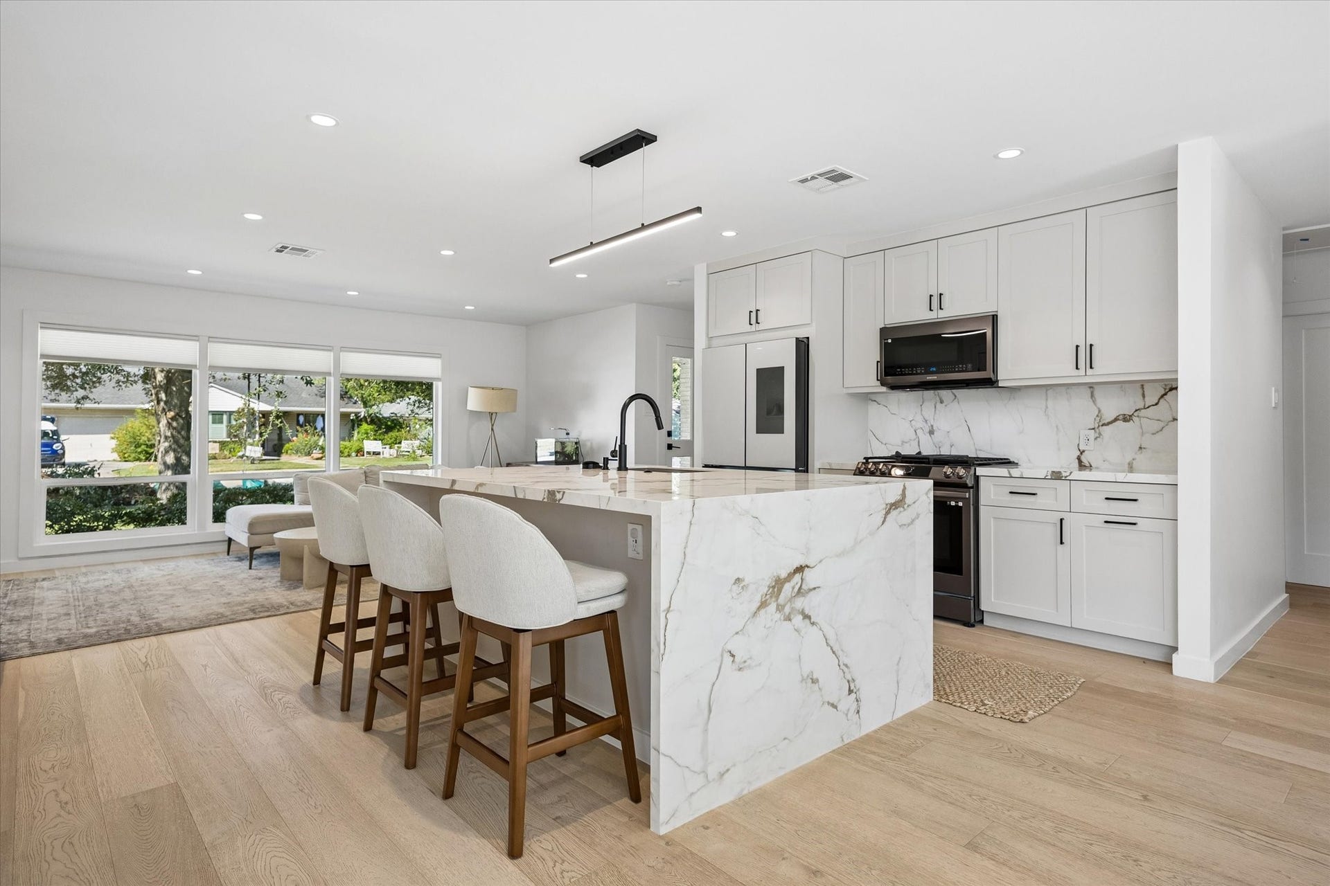 3027 Stanton Street, Houston, TX 77025 3027 Stanton Street, Houston, TX 77025