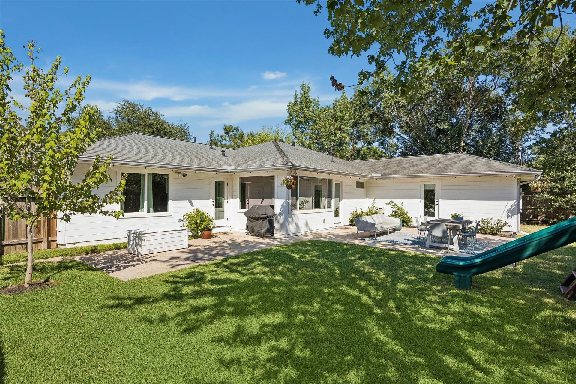 3027 Stanton Street, Houston, TX 77025 3027 Stanton Street, Houston, TX 77025